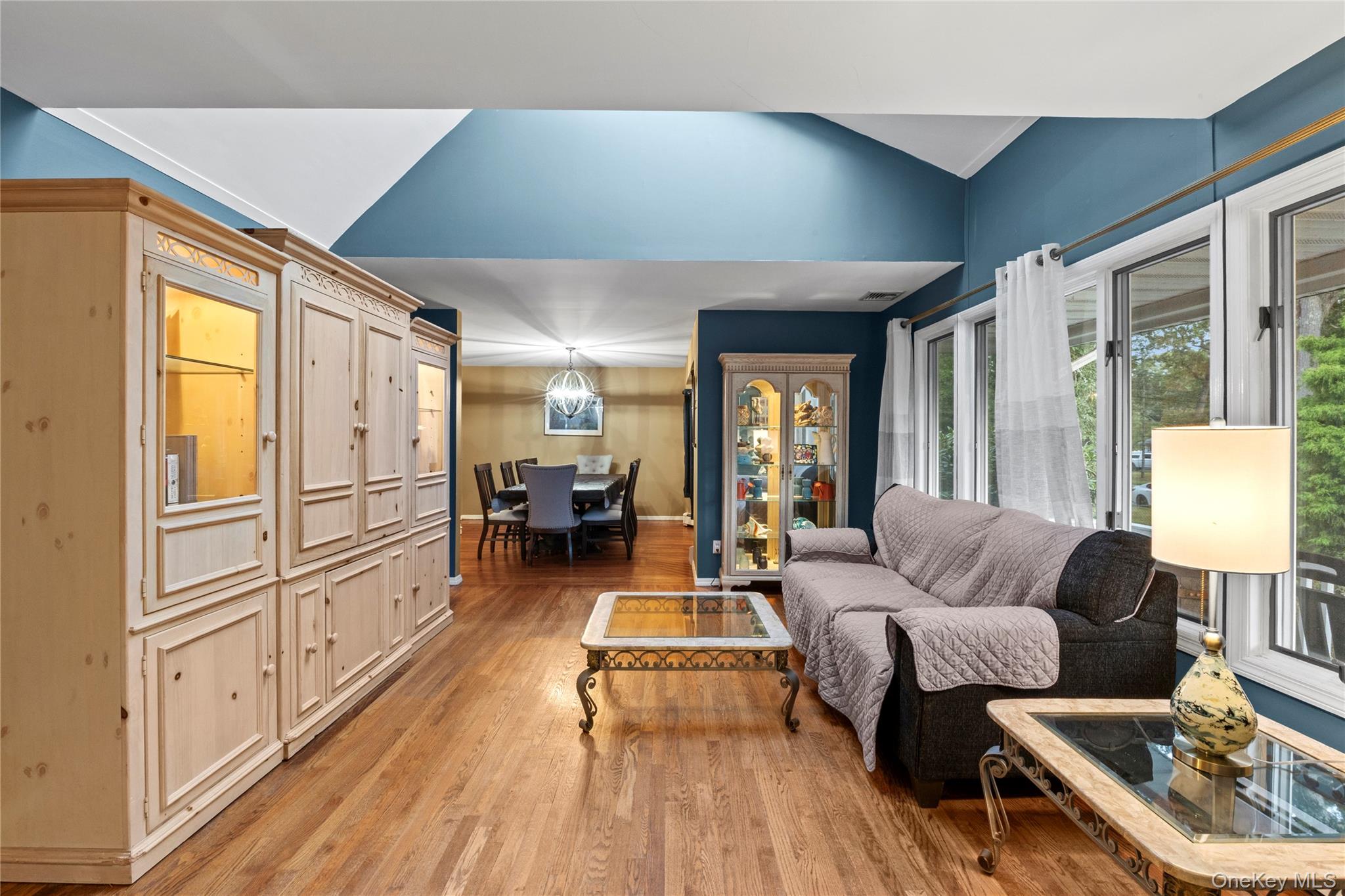 7 Cohrs Court, Moriches, NY 11955