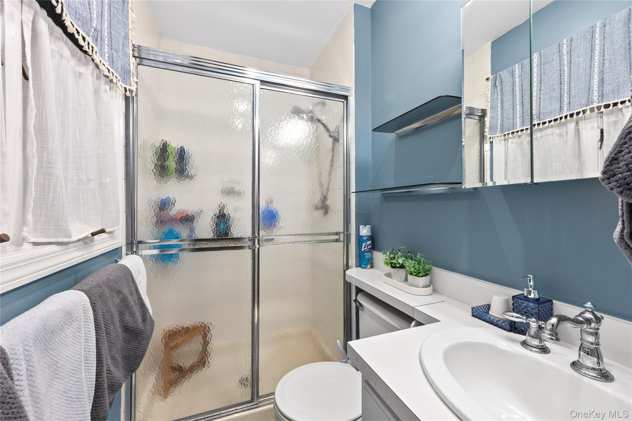 7 Cohrs Court, Moriches, NY 11955