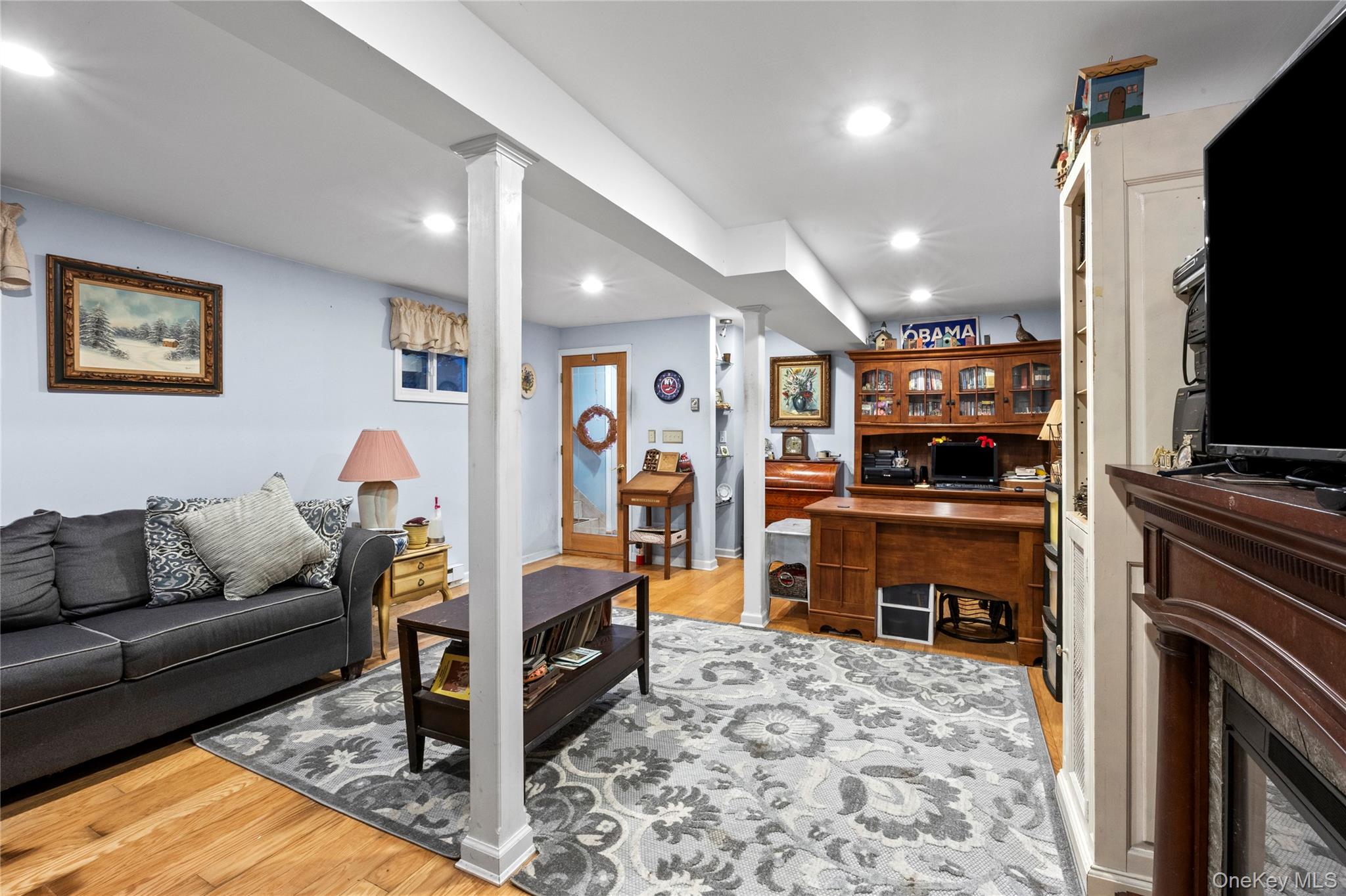 7 Cohrs Court, Moriches, NY 11955