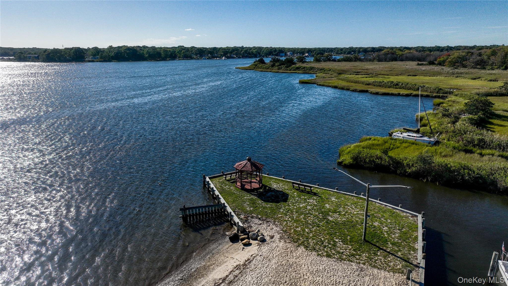 7 Cohrs Court, Moriches, NY 11955