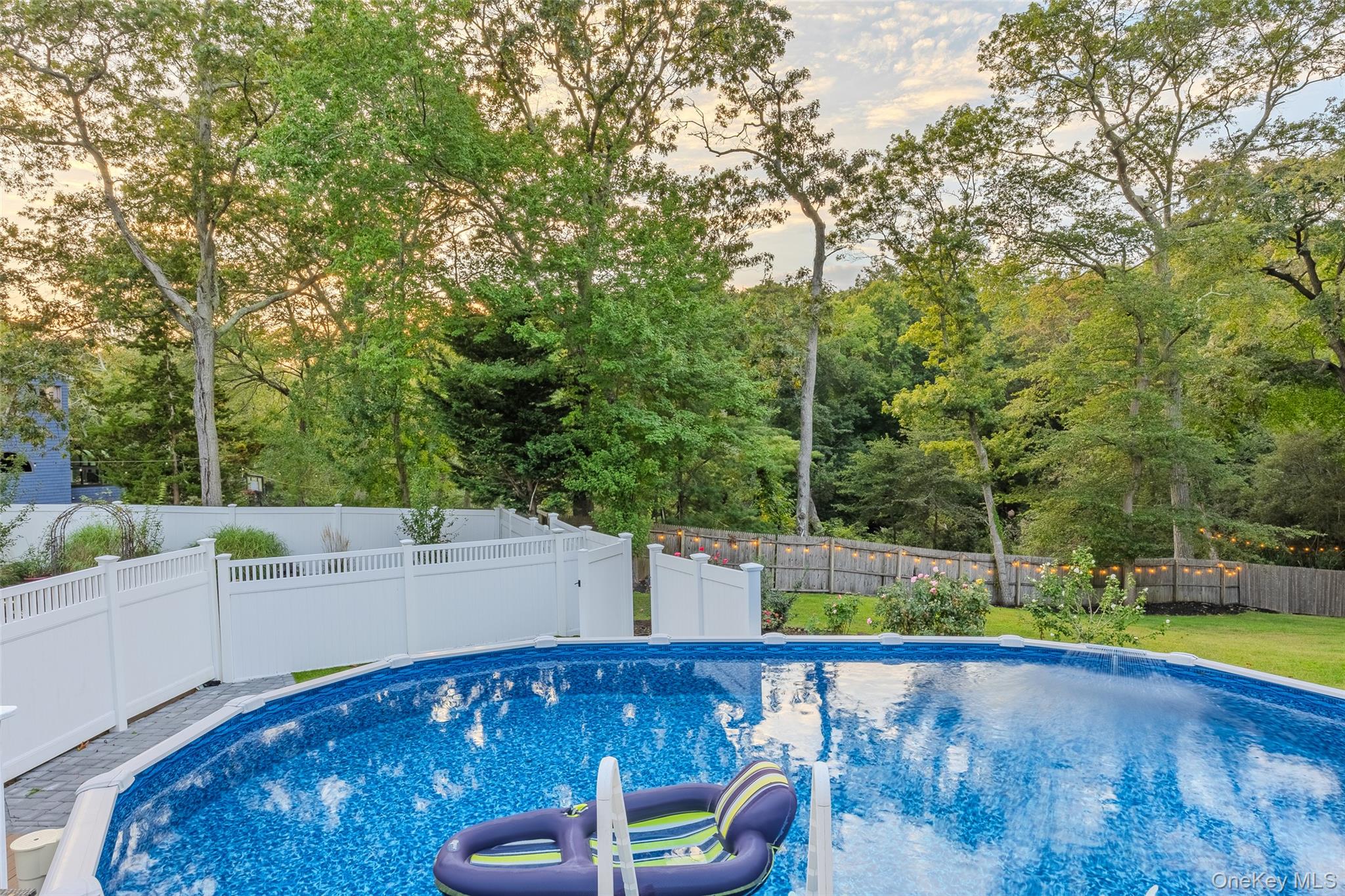 7 Cohrs Court, Moriches, NY 11955