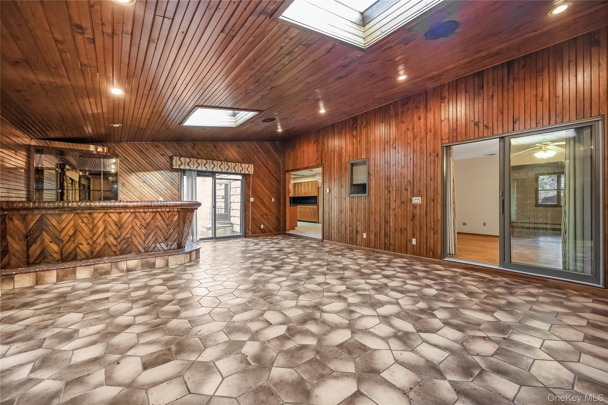 1 Wunaquit Drive, Bayville, NY 11709