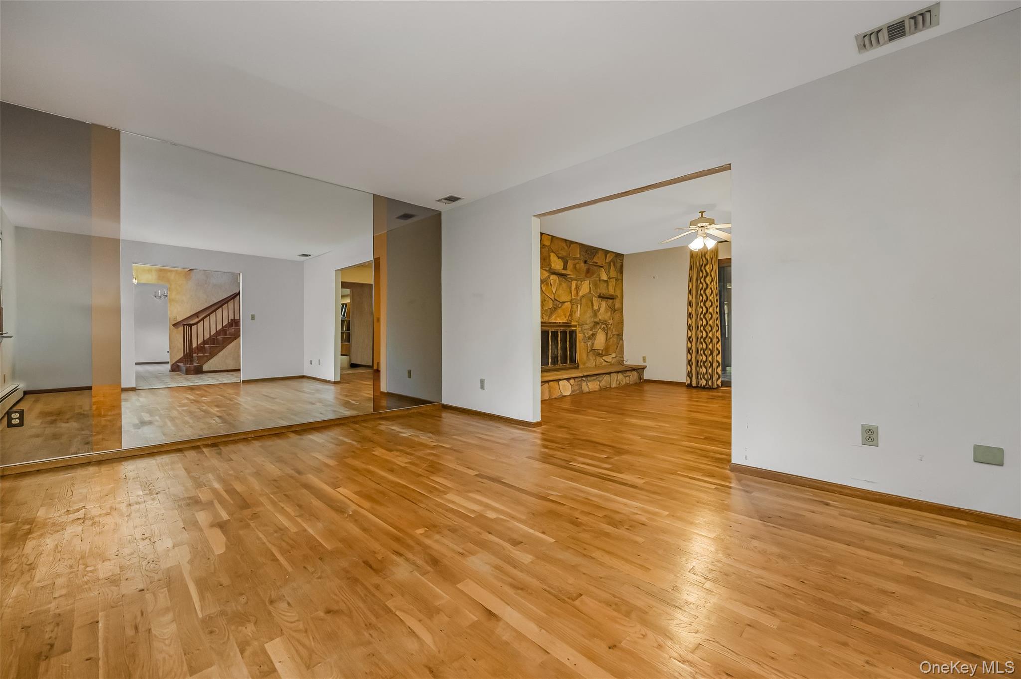 1 Wunaquit Drive, Bayville, NY 11709