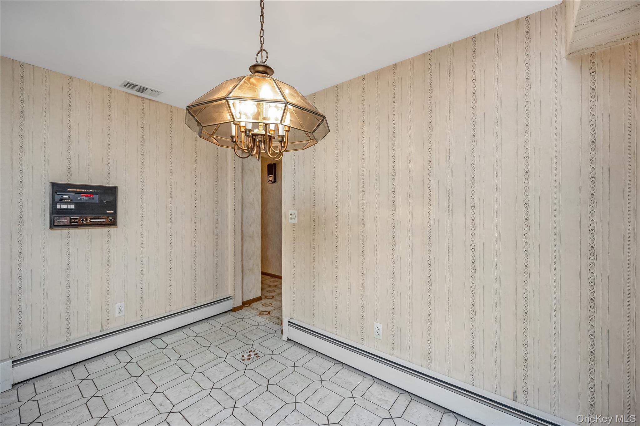 1 Wunaquit Drive, Bayville, NY 11709