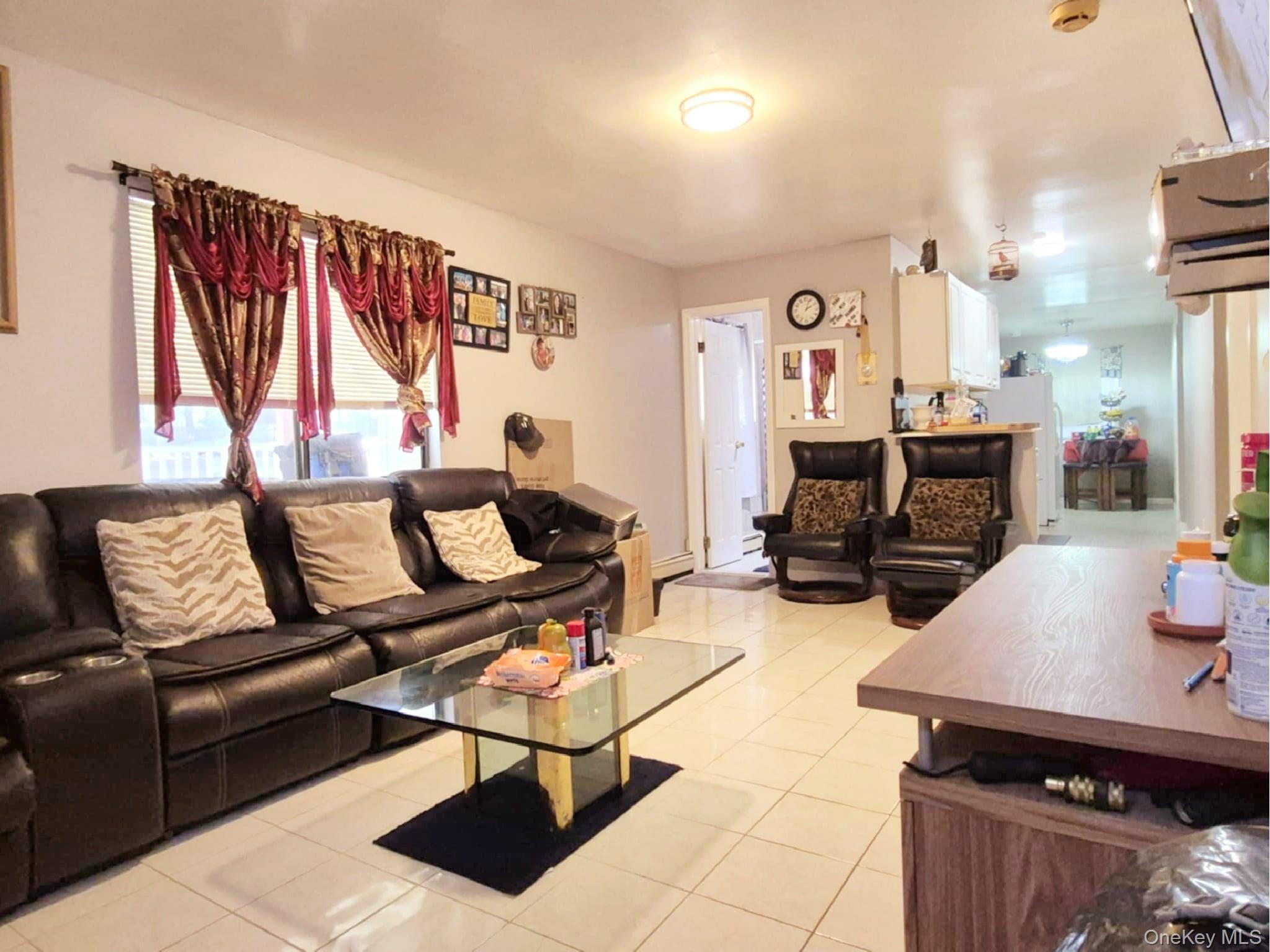 40 Pauls Path, Coram, NY 11727