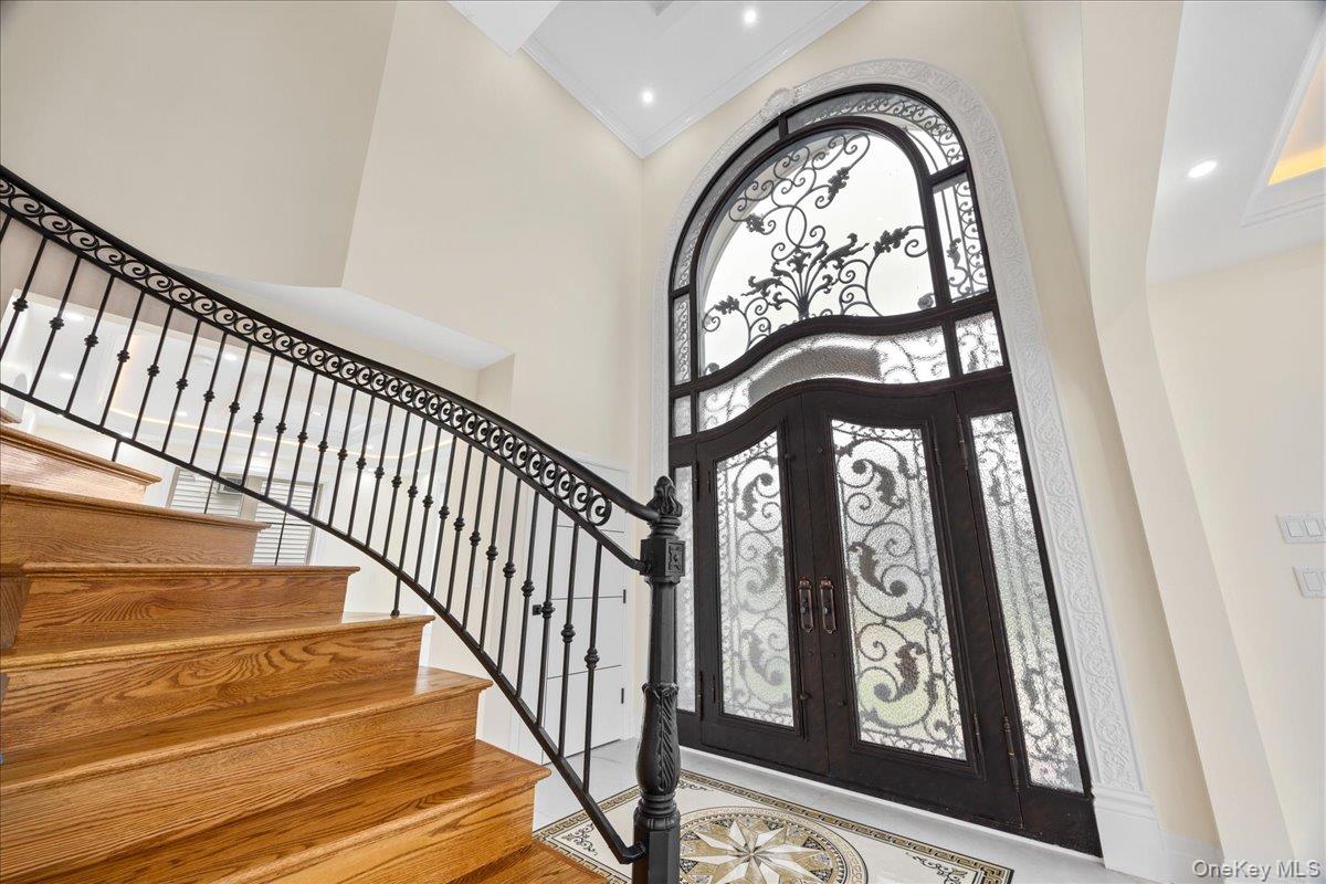 2481 Putnam Drive, East Meadow, NY 11554