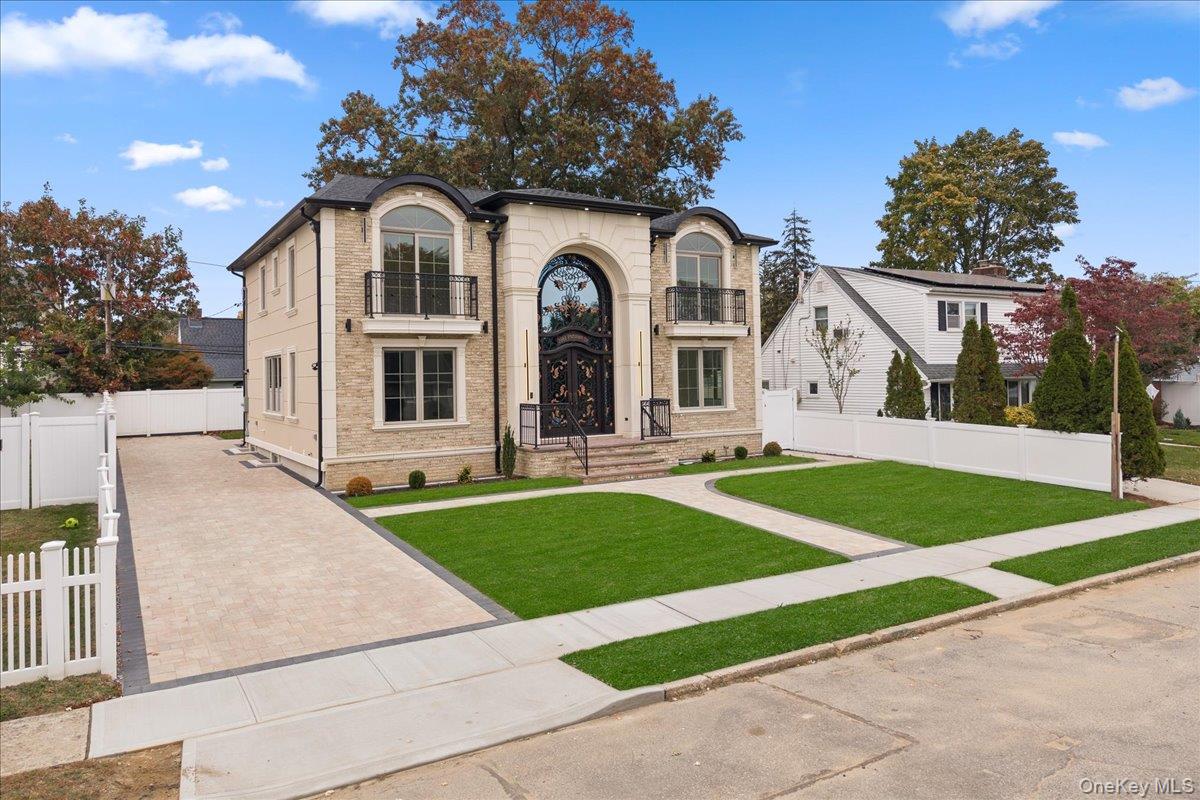 2481 Putnam Drive, East Meadow, NY 11554