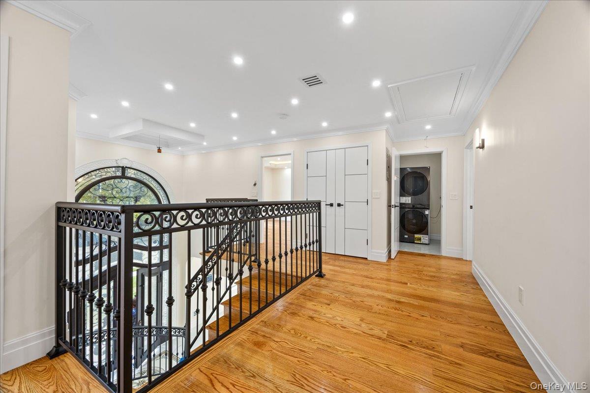 2481 Putnam Drive, East Meadow, NY 11554