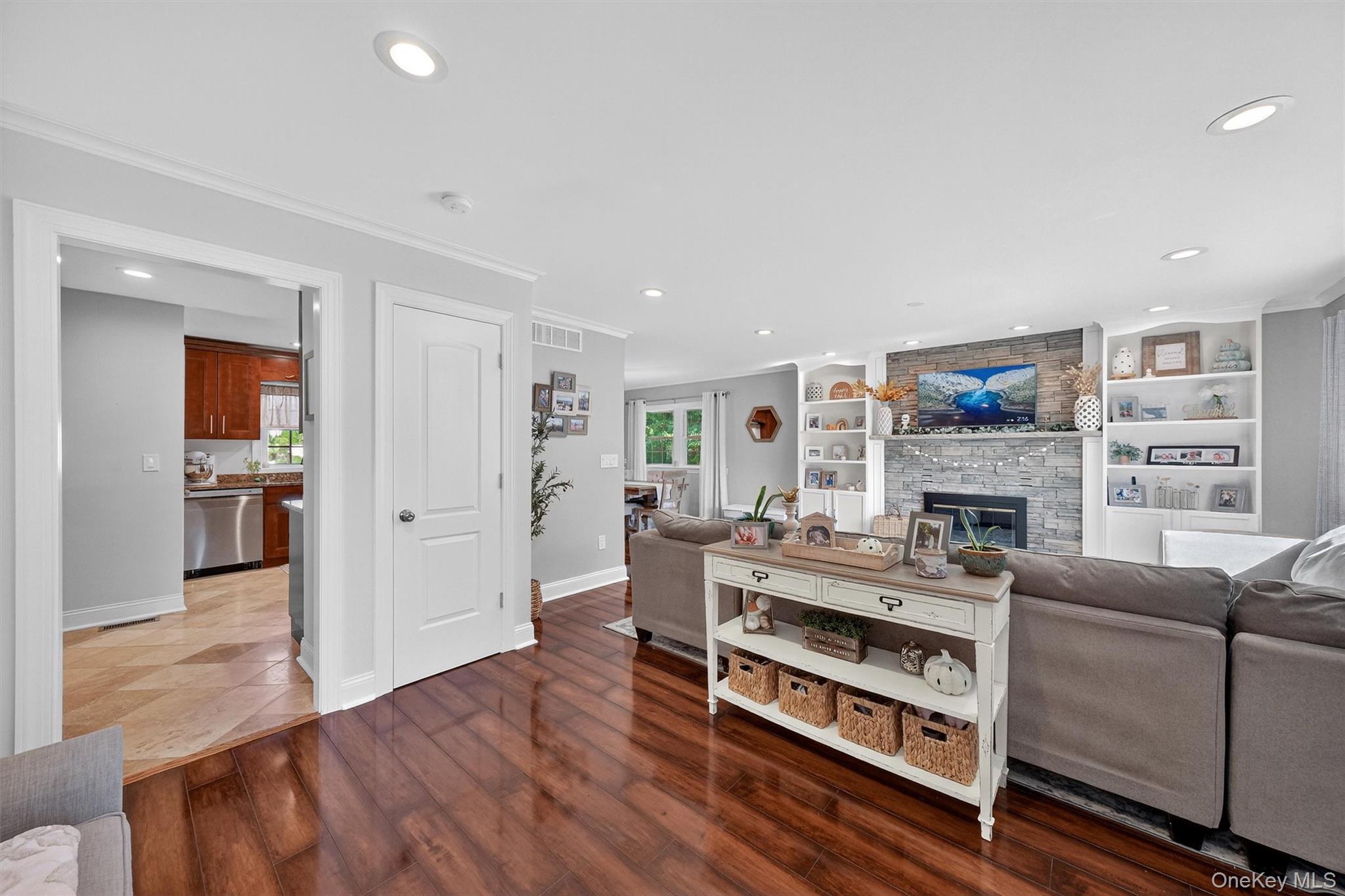 301 Balmville Lane, Balmville, NY 12550