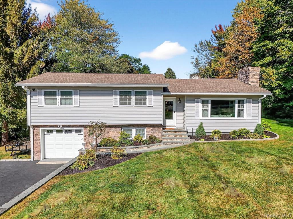 301 Balmville Lane, Balmville, NY 12550