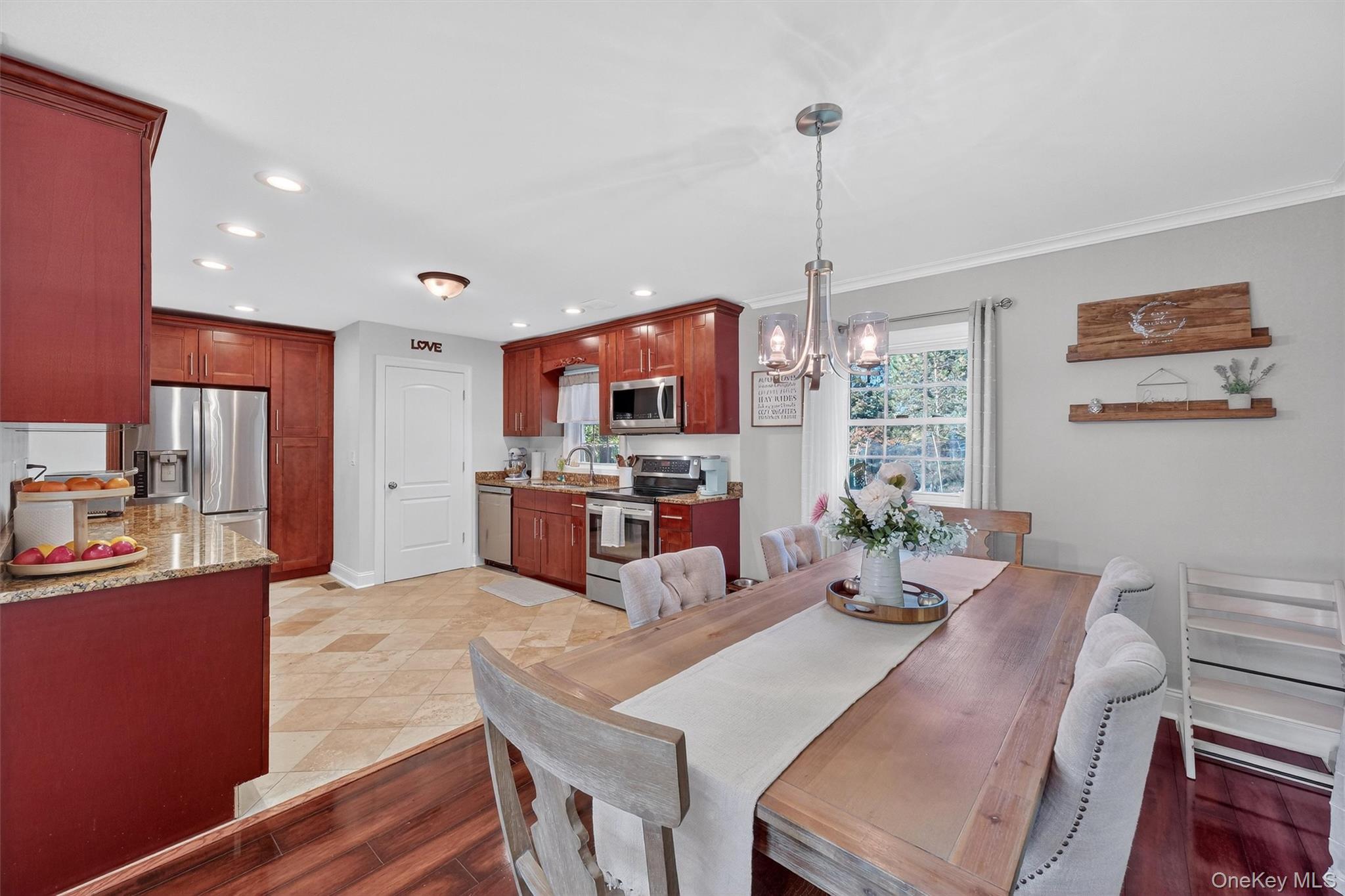 301 Balmville Lane, Balmville, NY 12550