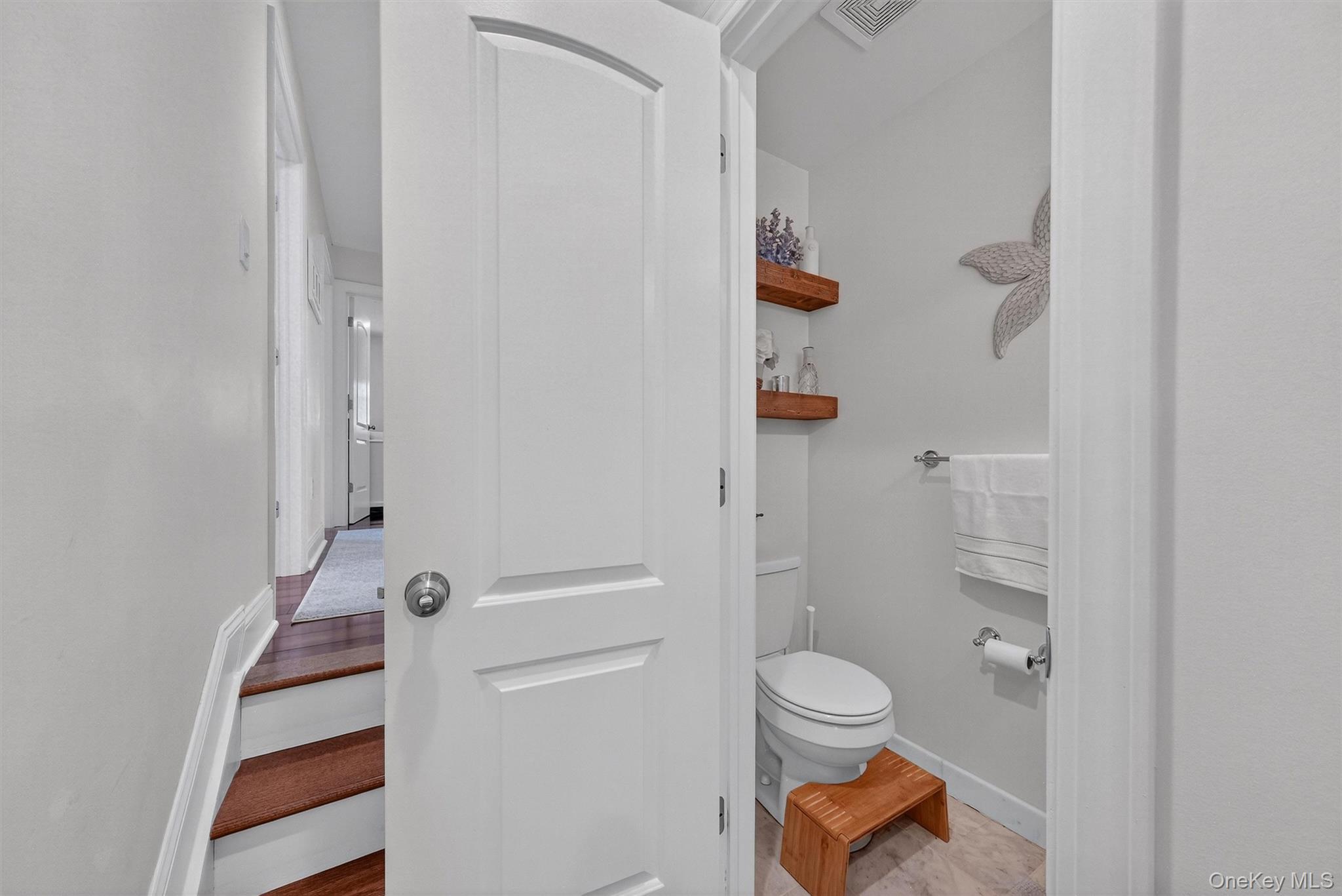 301 Balmville Lane, Balmville, NY 12550