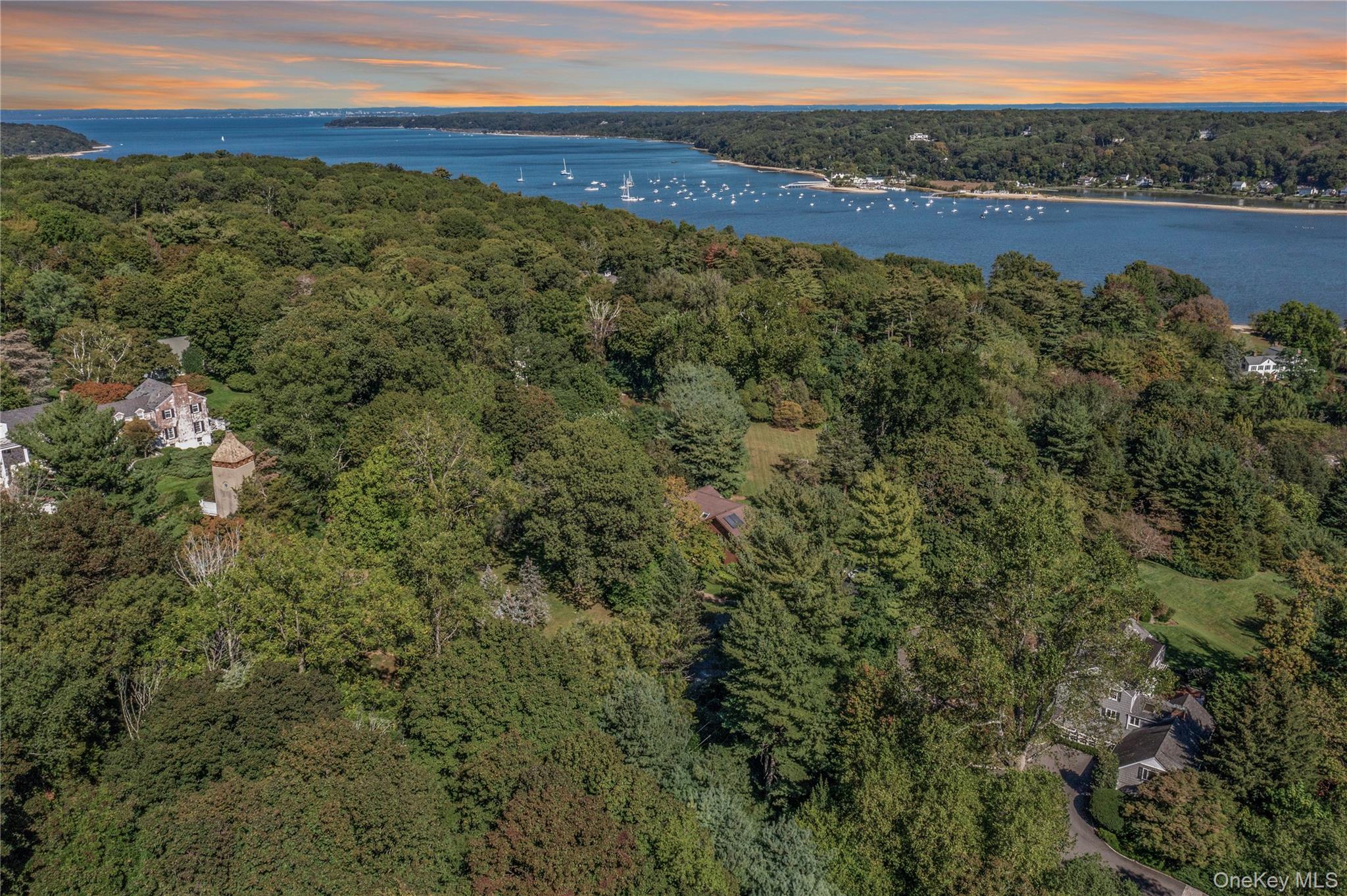 1276 Ridge Road, Laurel Hollow, NY 11791