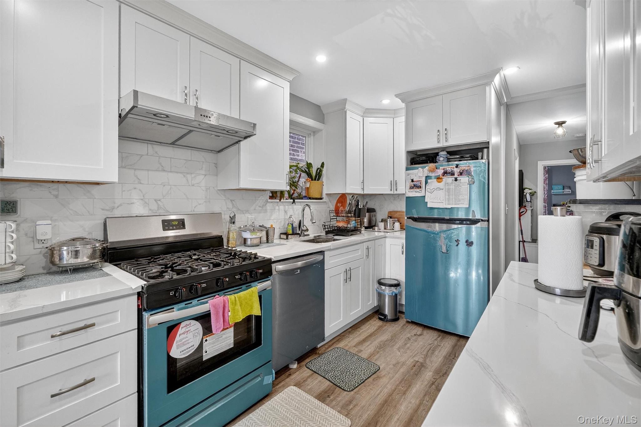 1818 Tomlinson Avenue, Bronx, NY 10461