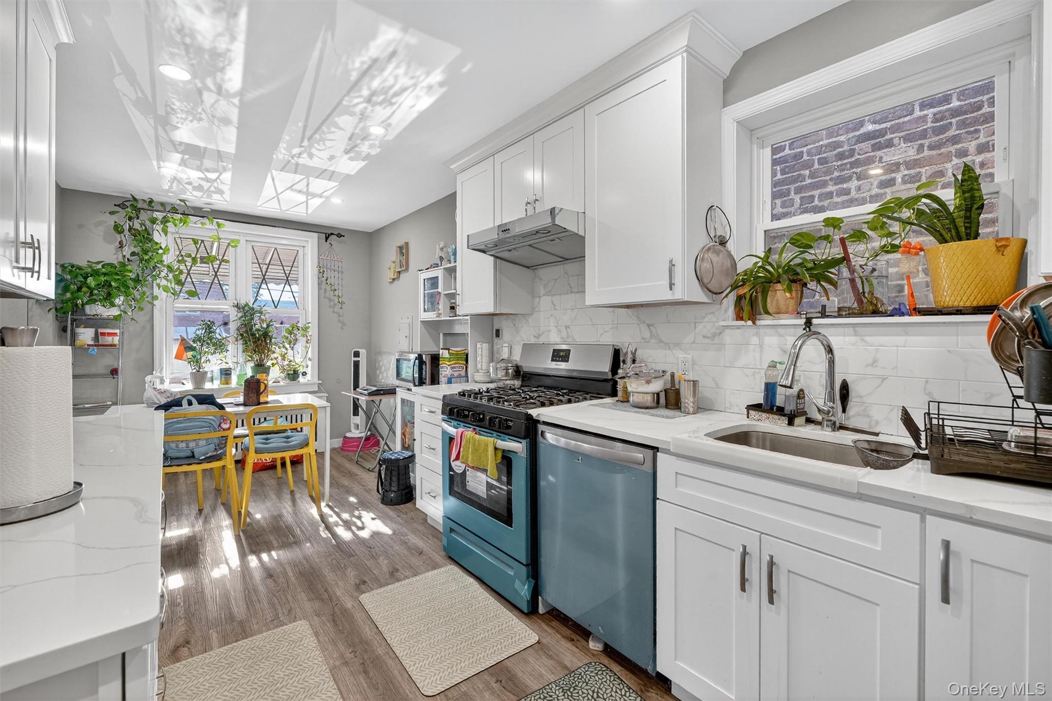 1818 Tomlinson Avenue, Bronx, NY 10461