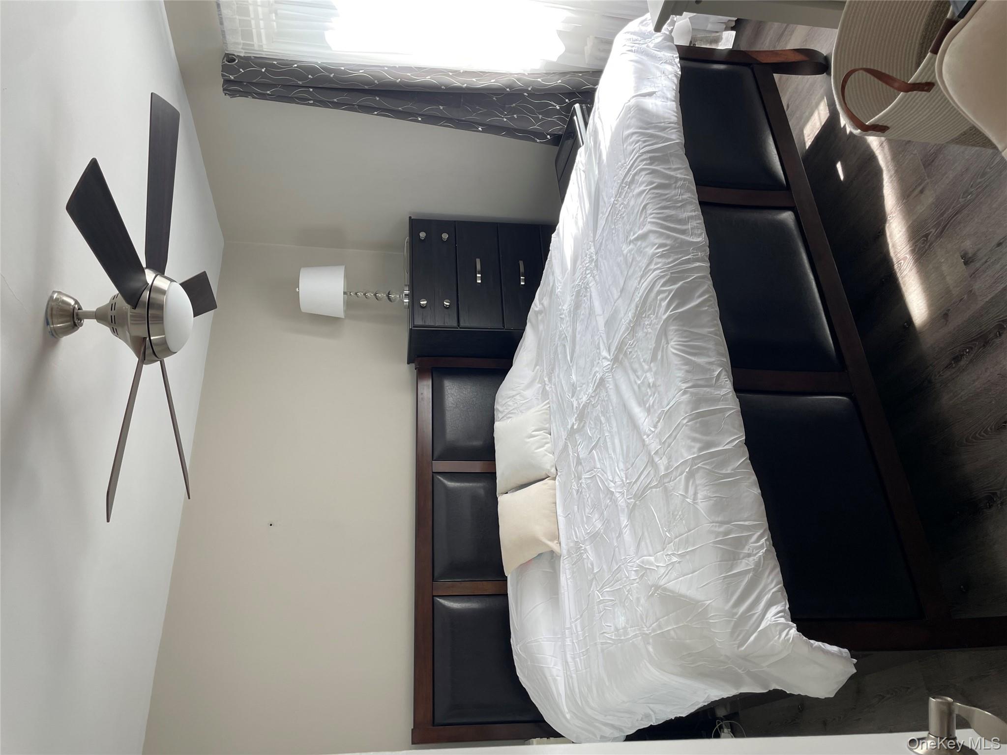 264-11 73rd Avenue # 128A4, Glen Oaks, NY 11004