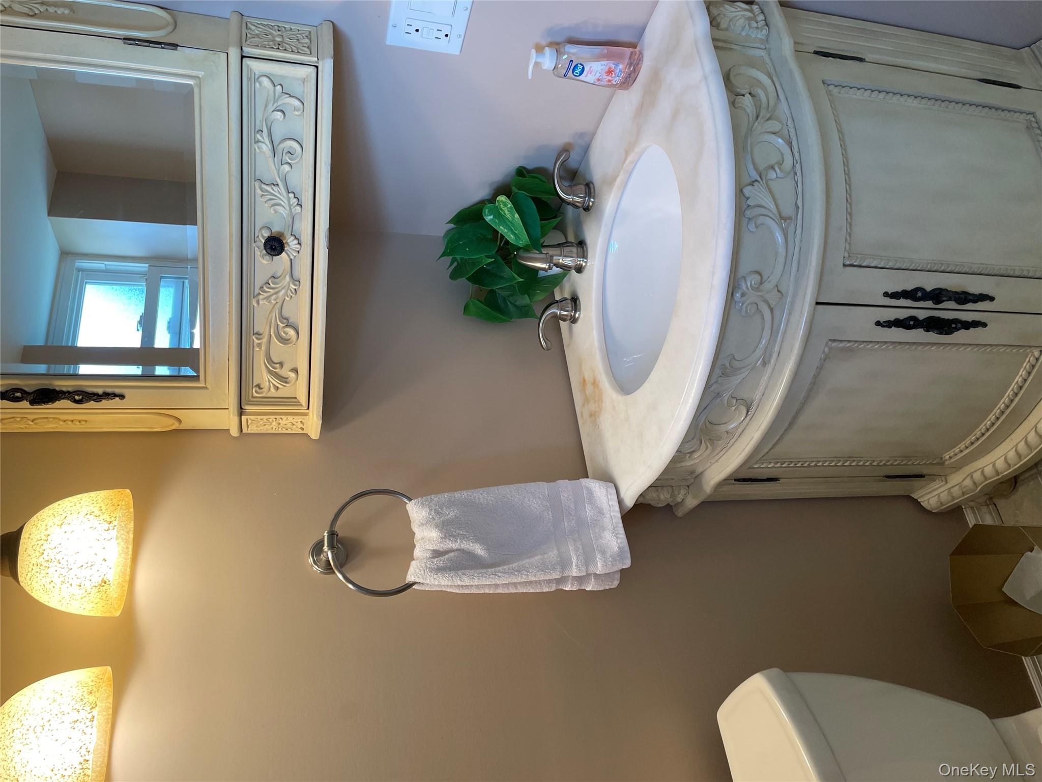 264-11 73rd Avenue # 128A4, Glen Oaks, NY 11004