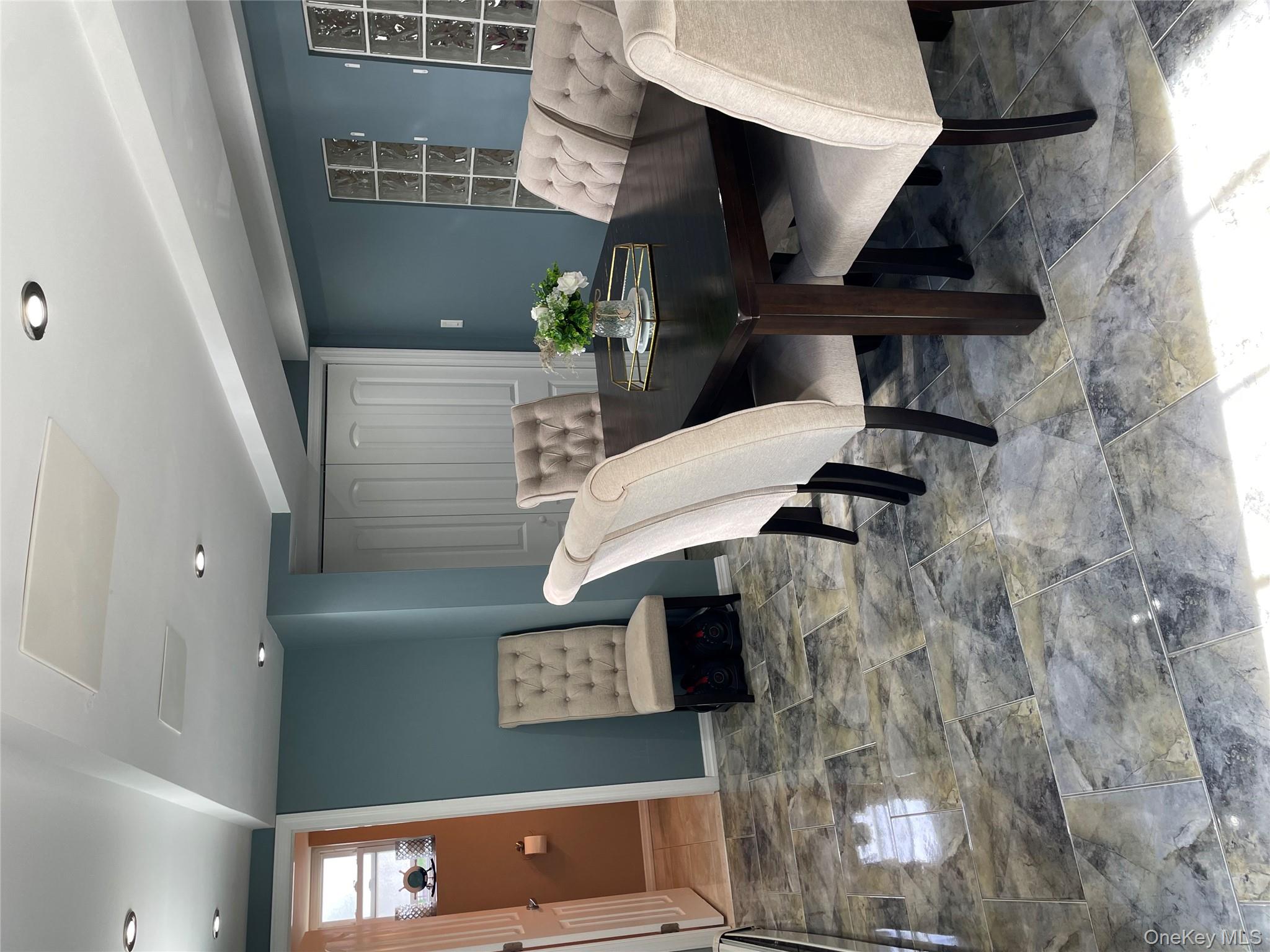 264-11 73rd Avenue # 128A4, Glen Oaks, NY 11004