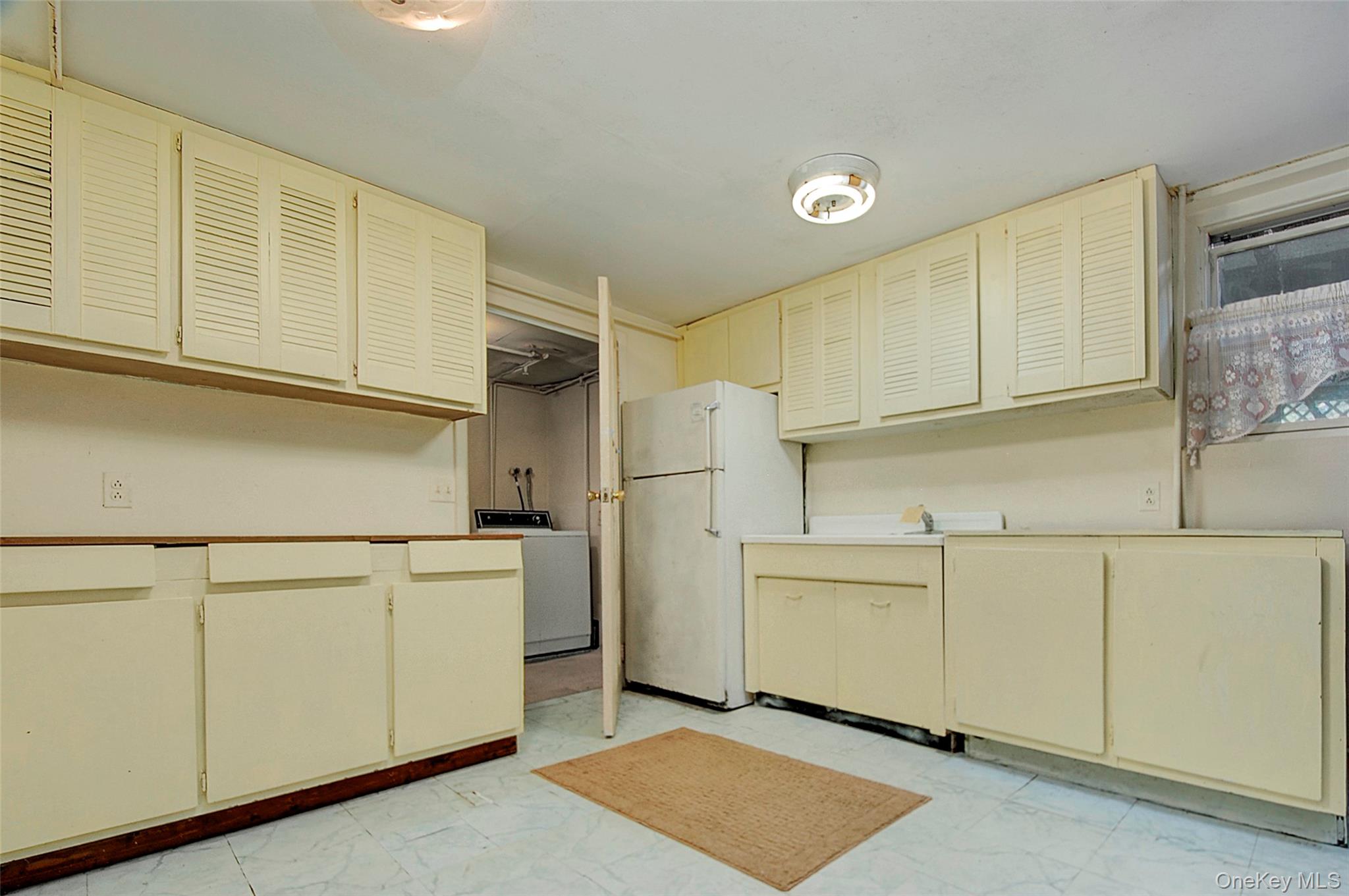 37 Friendly Way, Stormville, NY 12582