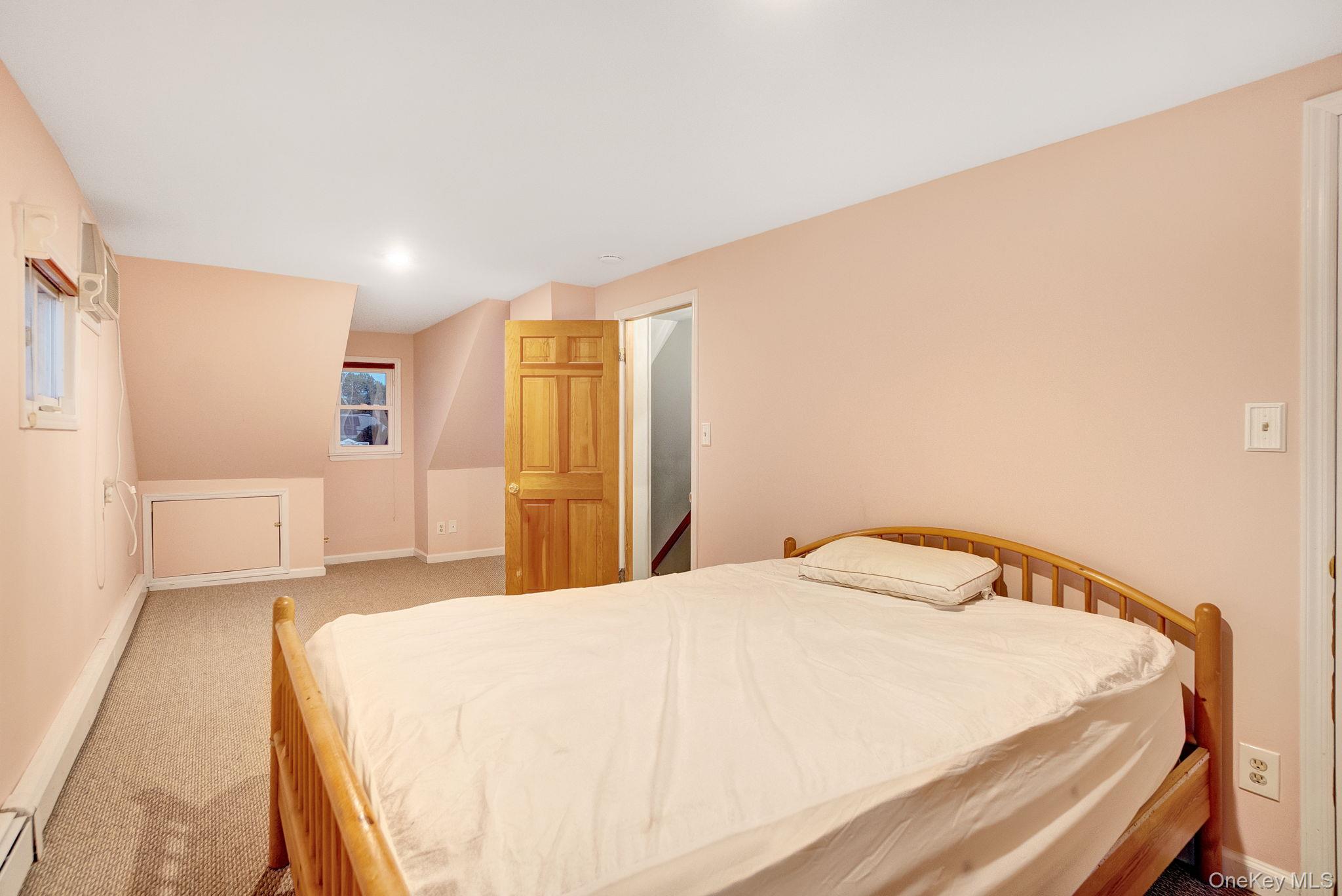 179 Swan Lane, Levittown, NY 11756