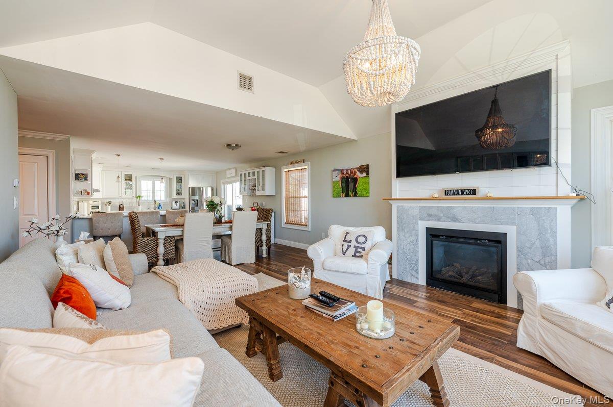 79 Curley Street, Long Beach, NY 11561