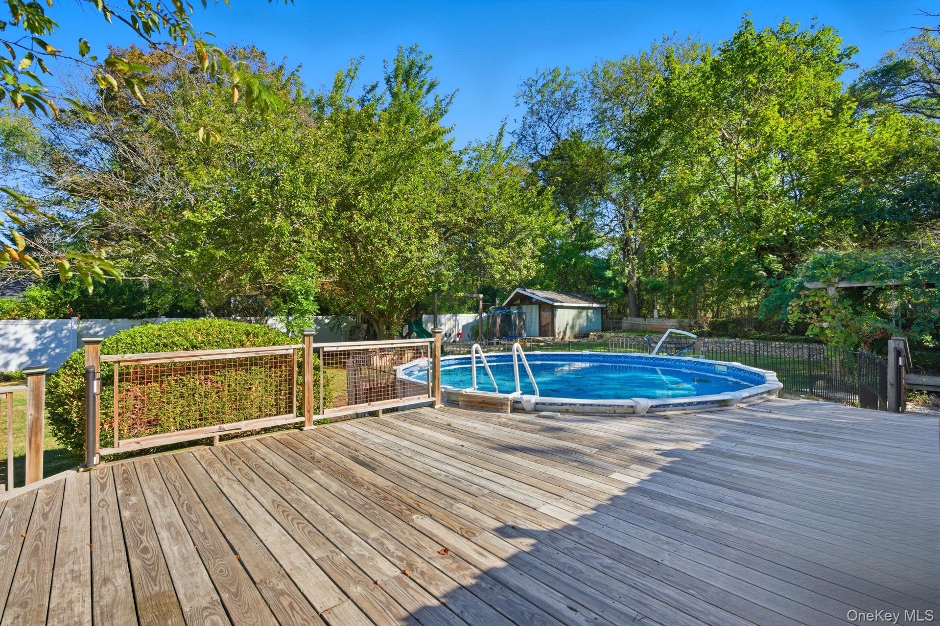 1537 N Thompson Drive, Bay Shore, NY 11706