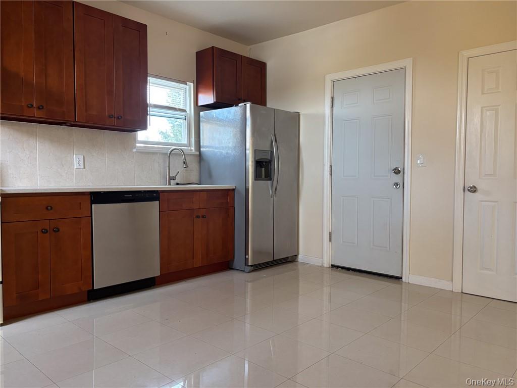 63 Orchard Street # 2N, Marlboro, NY 12542