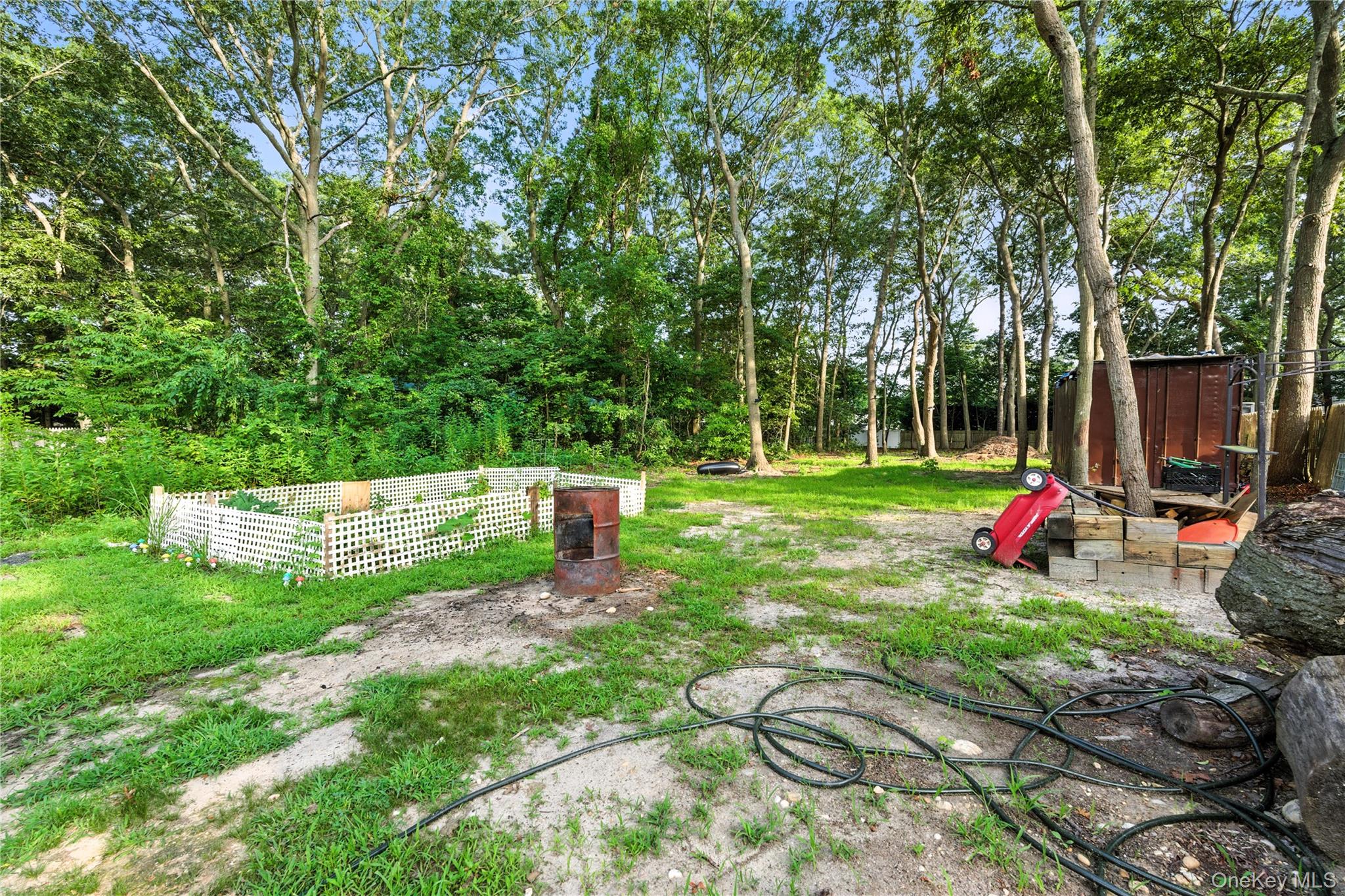 28 Ozark Street, Ronkonkoma, NY 11779