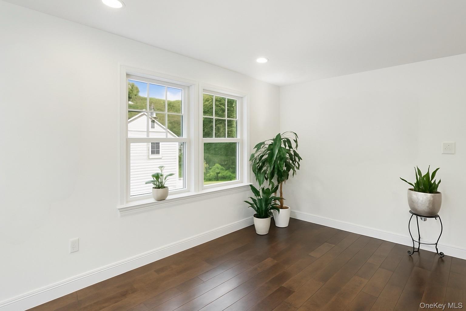 28 Ozark Street, Ronkonkoma, NY 11779