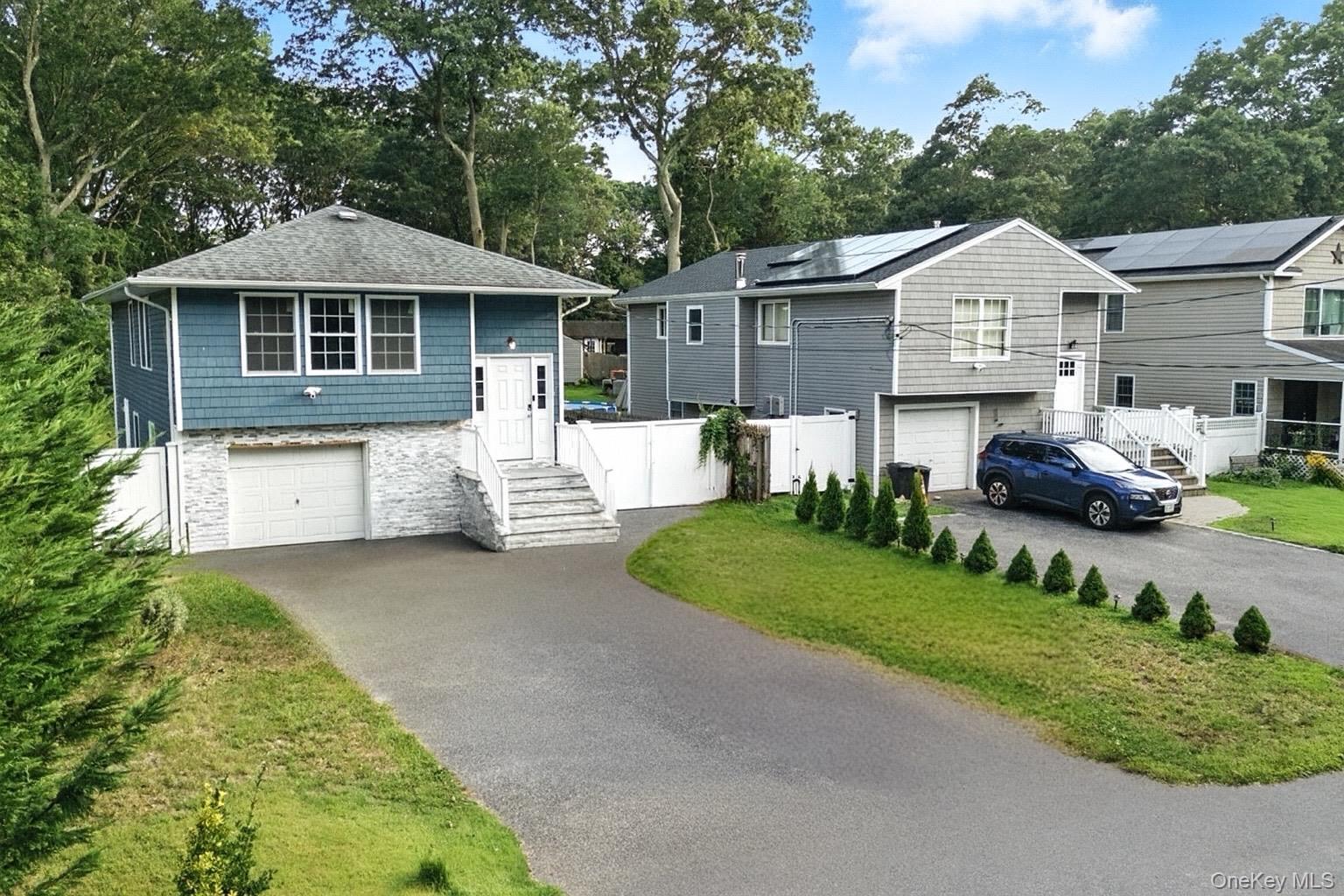 28 Ozark Street, Ronkonkoma, NY 11779
