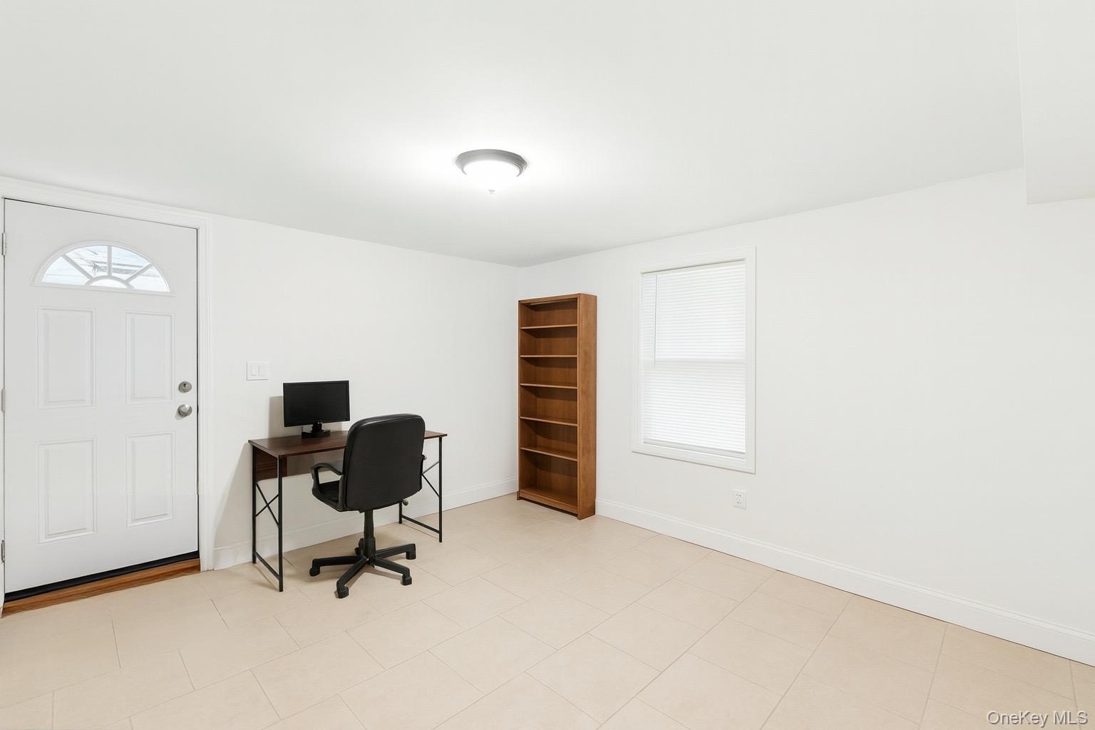 28 Ozark Street, Ronkonkoma, NY 11779