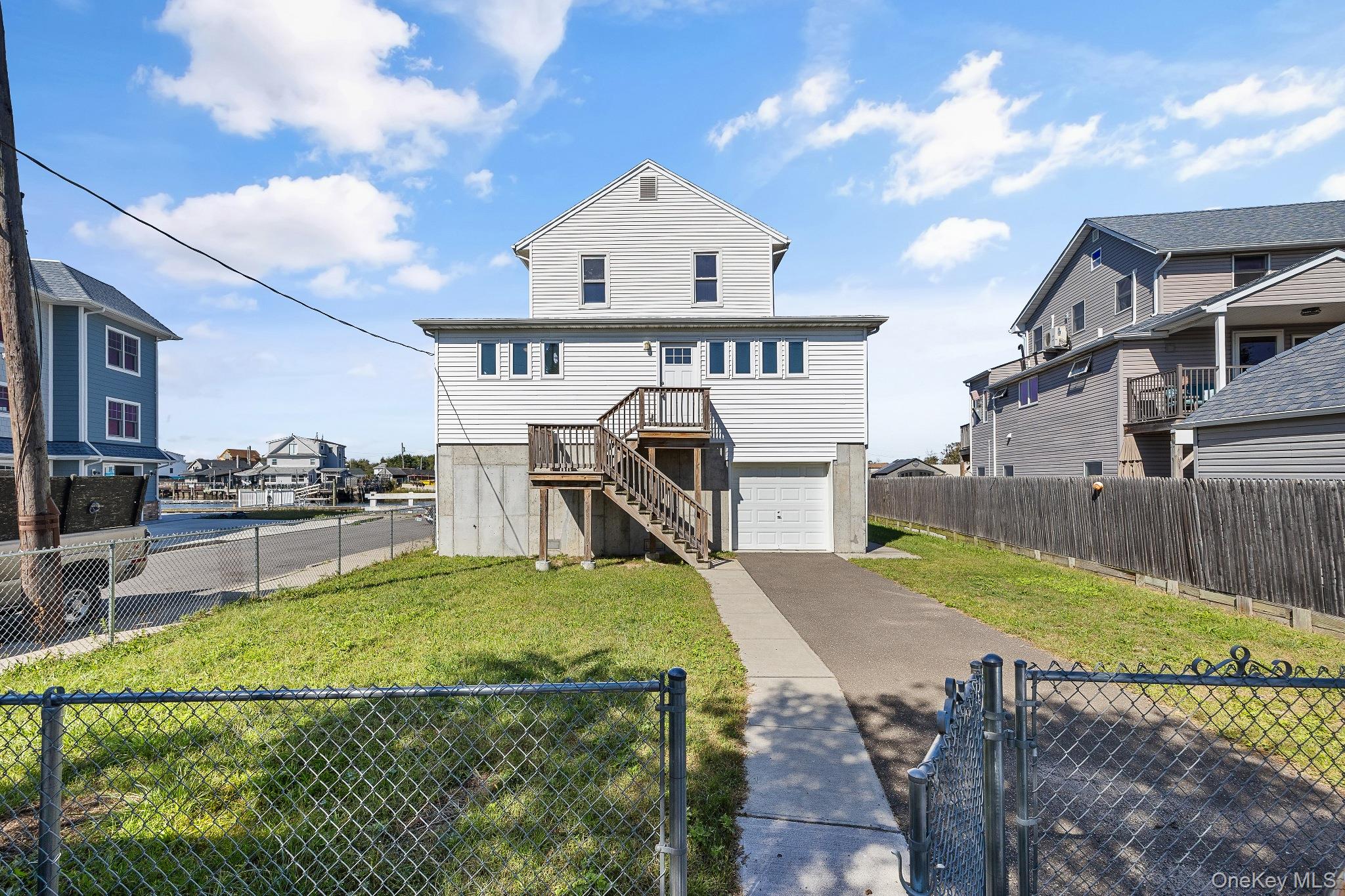 41 West Avenue, Lawrence, NY 11559