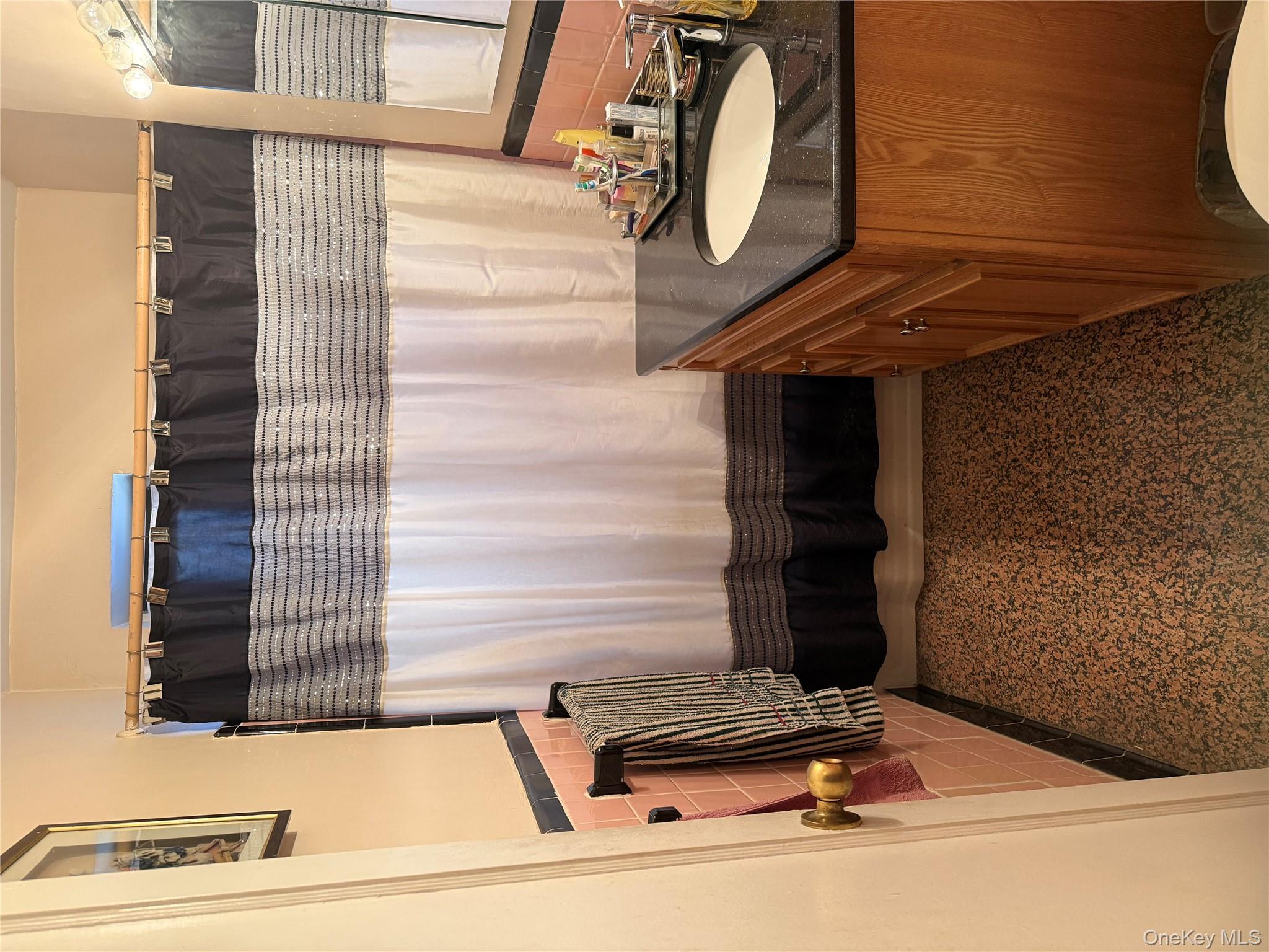 32-43 90th Street # 301, Jackson Heights, NY 11369