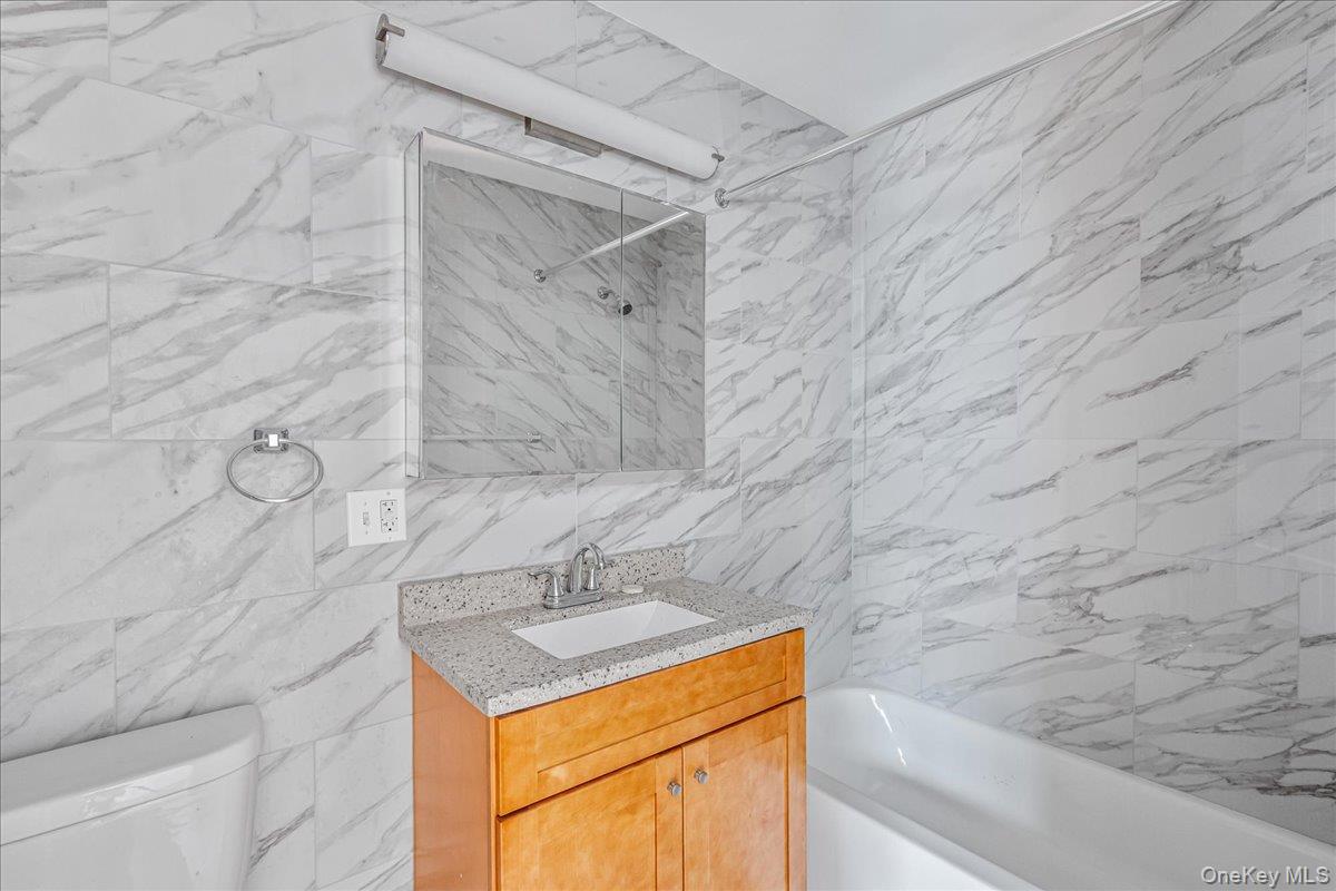 37 Jewel Street, Brooklyn, NY 11222