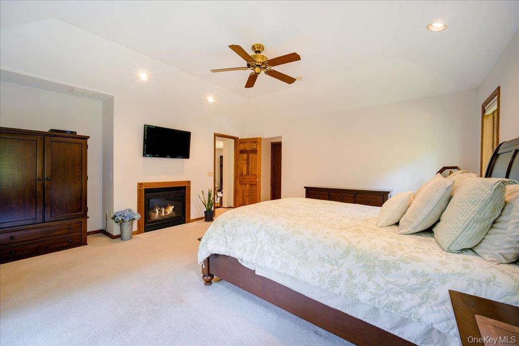 244 Rombout Road, Pleasant Valley, NY 12569