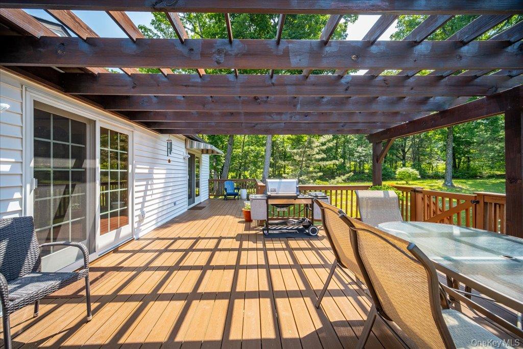 244 Rombout Road, Pleasant Valley, NY 12569