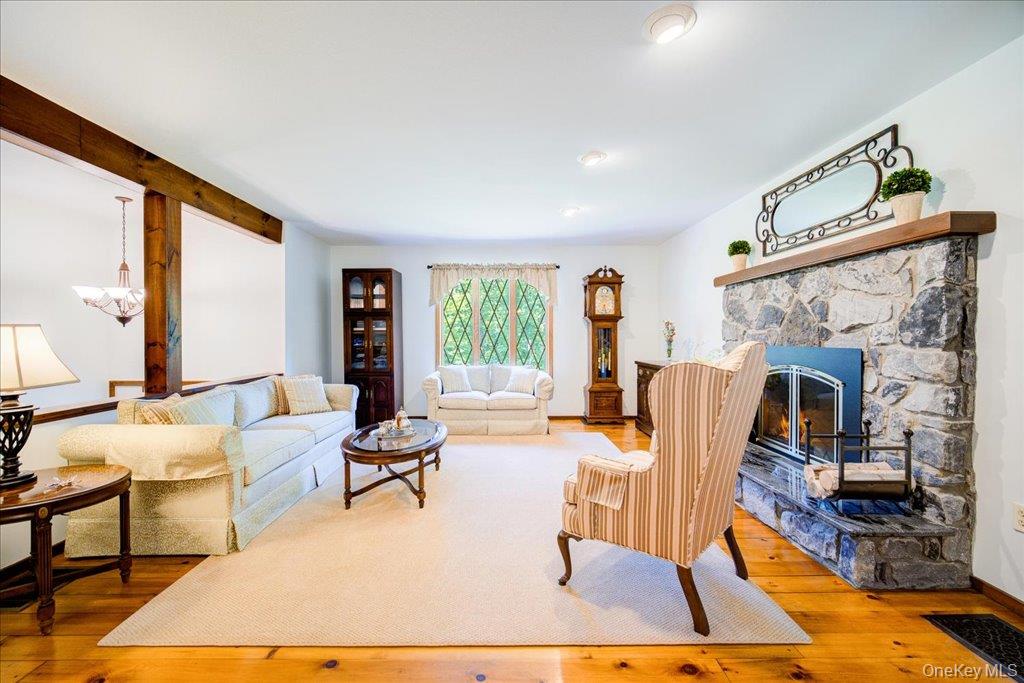 244 Rombout Road, Pleasant Valley, NY 12569