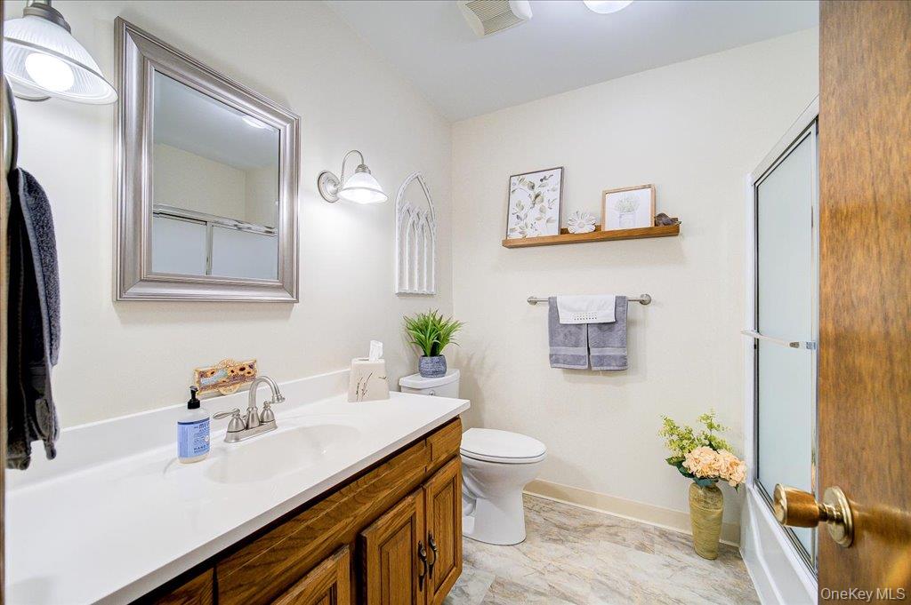 244 Rombout Road, Pleasant Valley, NY 12569