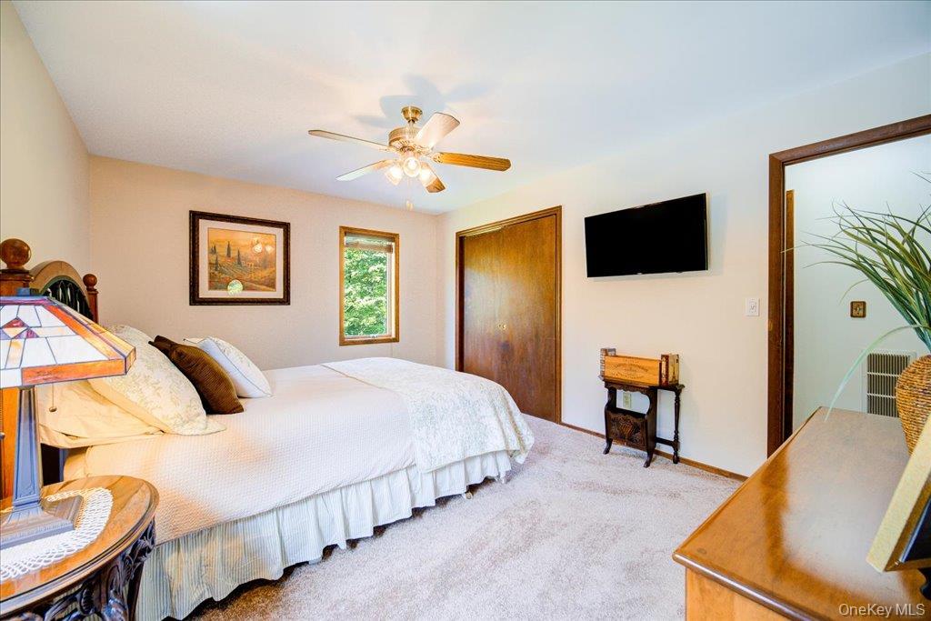 244 Rombout Road, Pleasant Valley, NY 12569