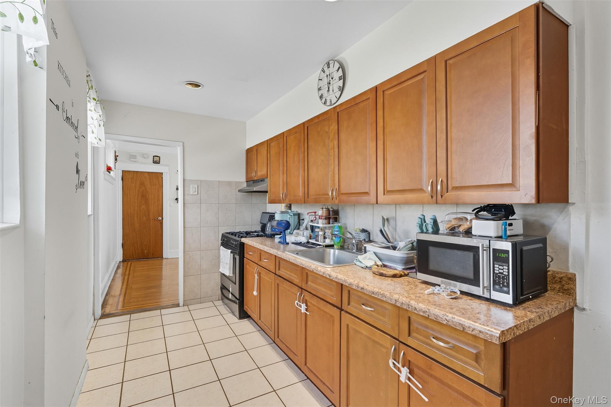 1395 Kearney Avenue, Bronx, NY 10465