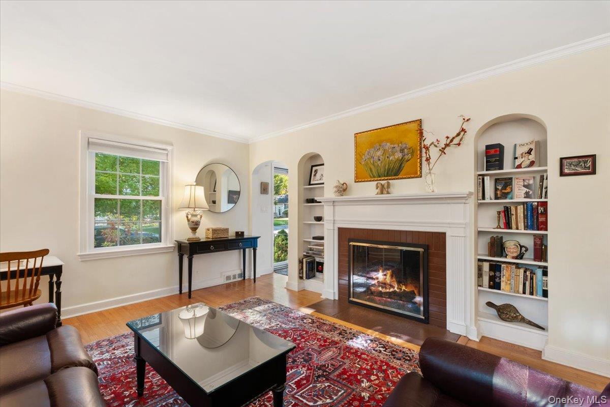 15 Shorthill Road, Ardsley, NY 10502