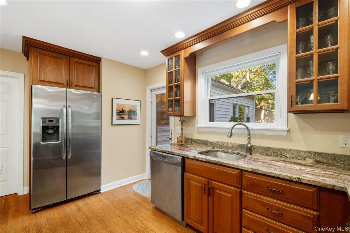 15 Shorthill Road, Ardsley, NY 10502