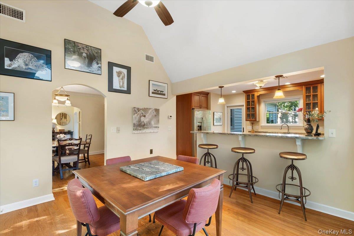 15 Shorthill Road, Ardsley, NY 10502