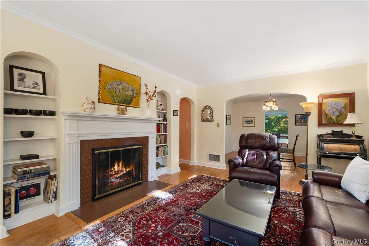 15 Shorthill Road, Ardsley, NY 10502