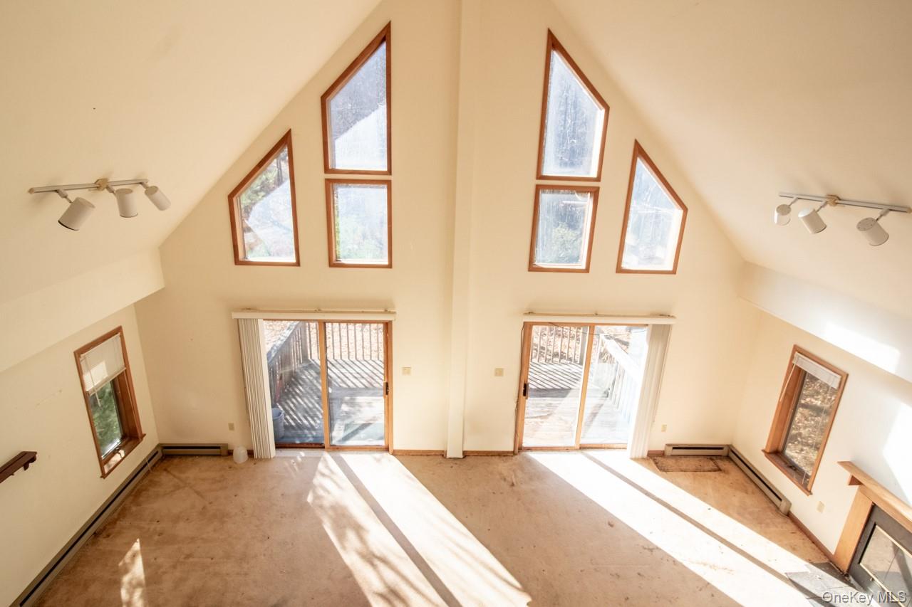 140 Stillerberg Strada, Rochester, NY 12446