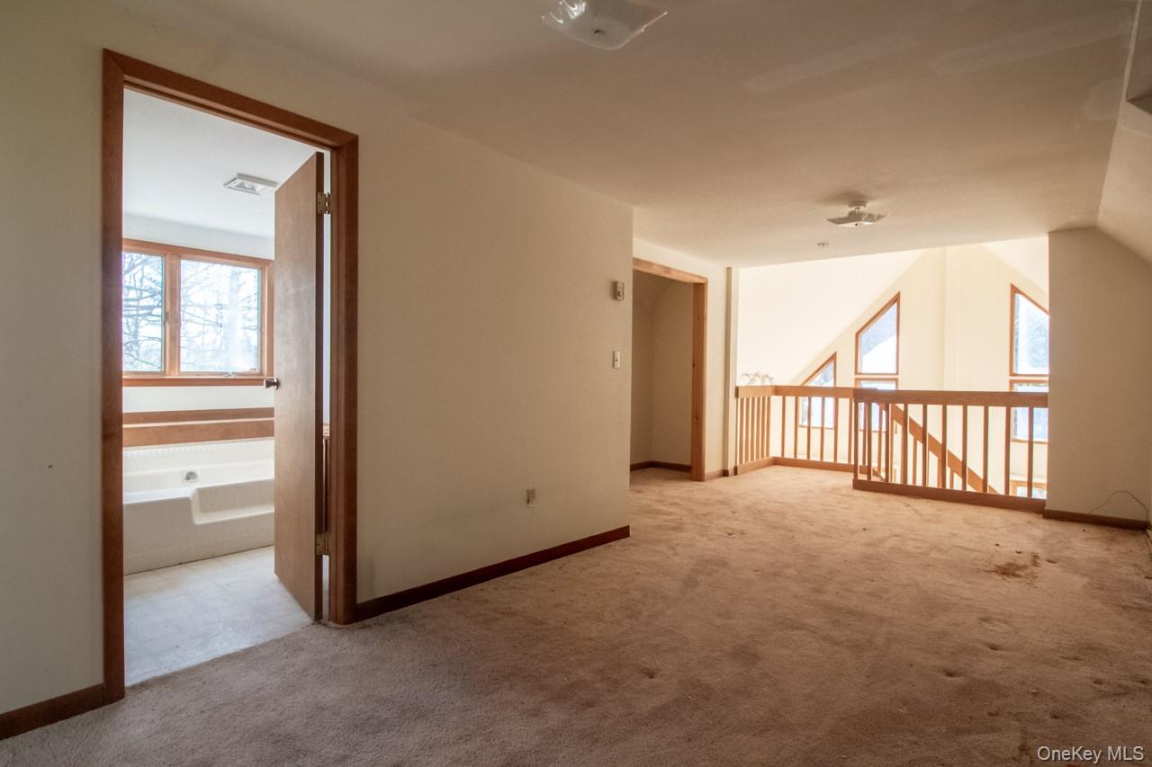 140 Stillerberg Strada, Rochester, NY 12446