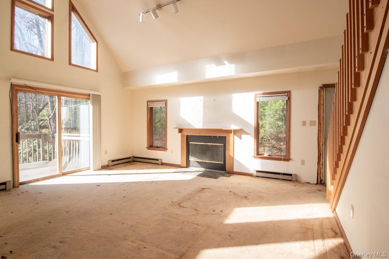 140 Stillerberg Strada, Rochester, NY 12446