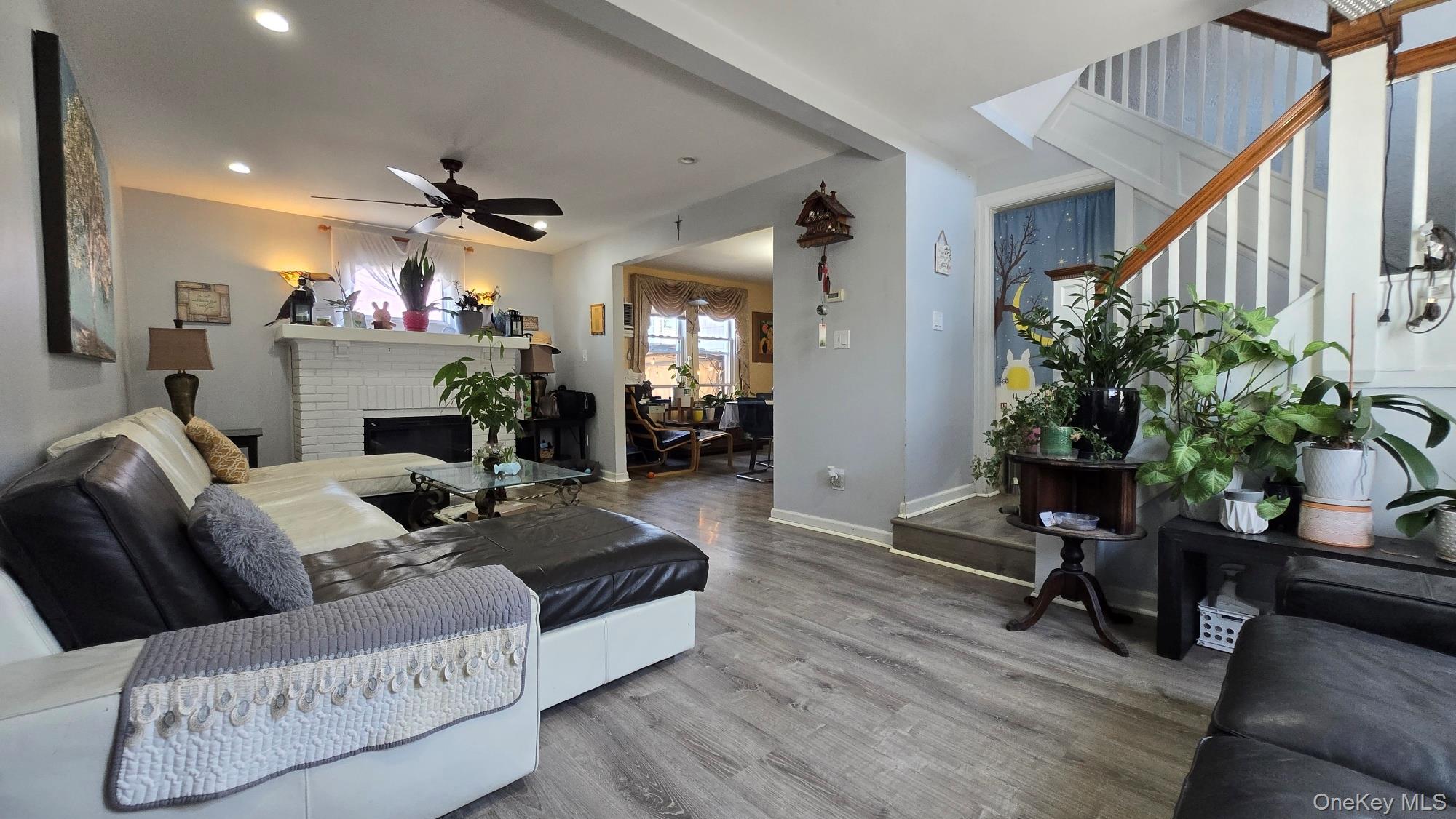 170 E Mineola Avenue, Valley Stream, NY 11580