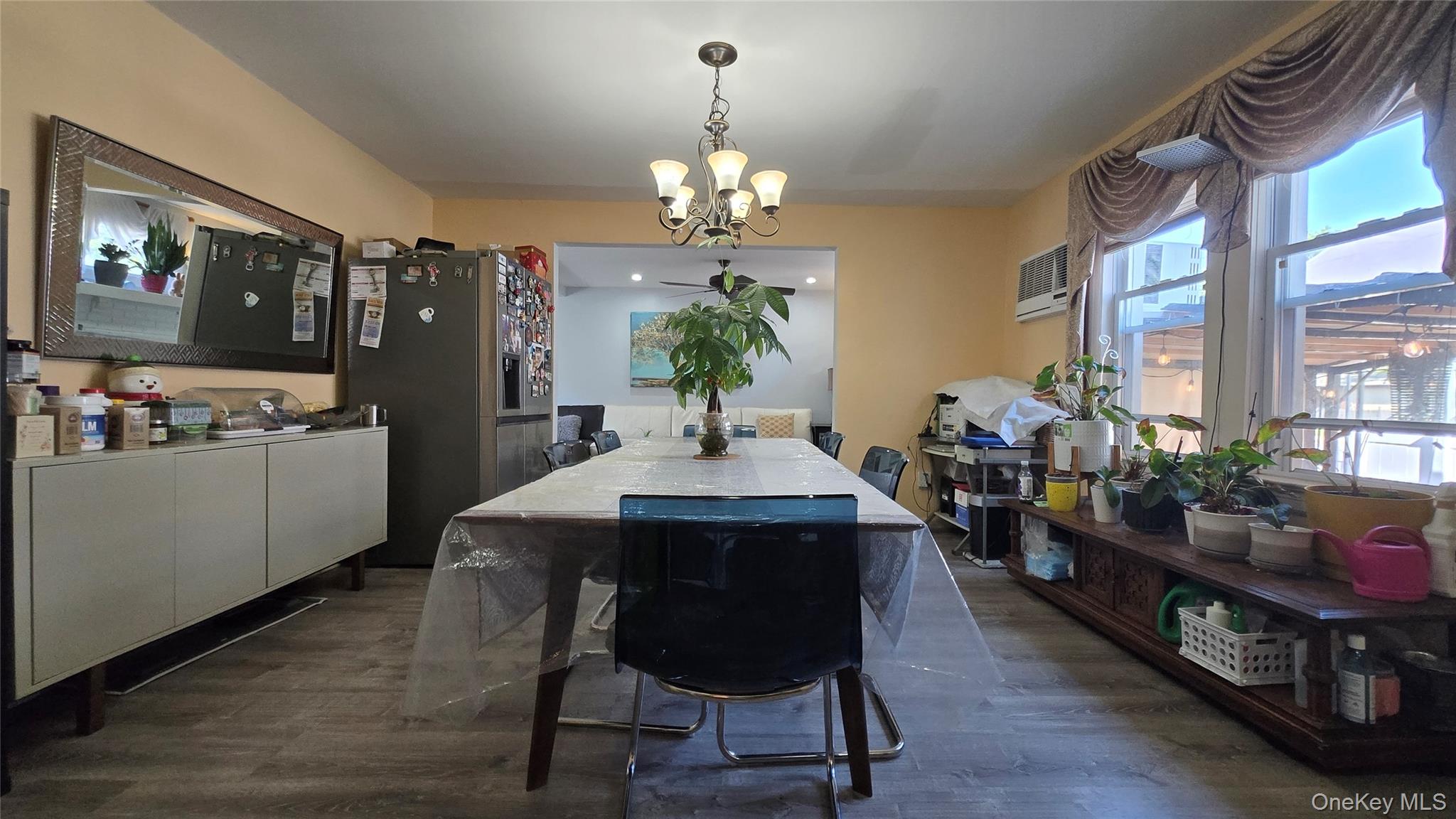 170 E Mineola Avenue, Valley Stream, NY 11580