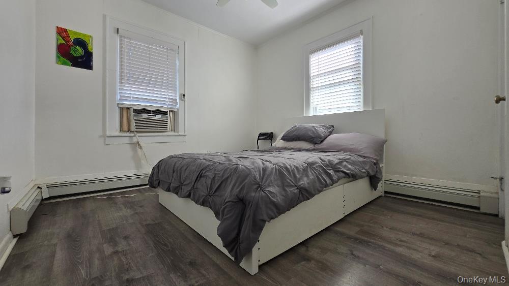 170 E Mineola Avenue, Valley Stream, NY 11580